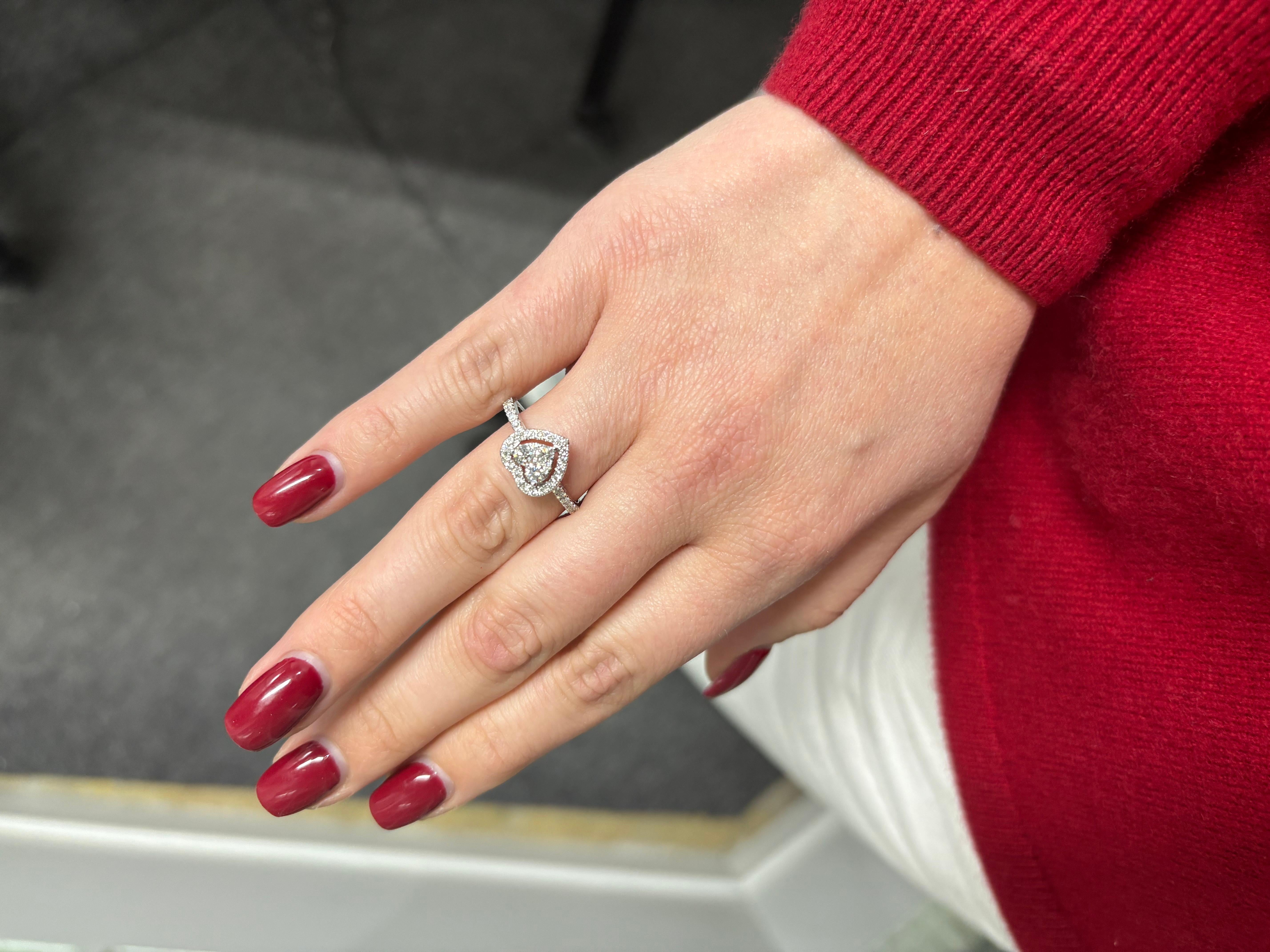 Verlobungsring in Herzform mit natürlichem Diamant 0,63 Karat 18KT Weißgold im Angebot 5