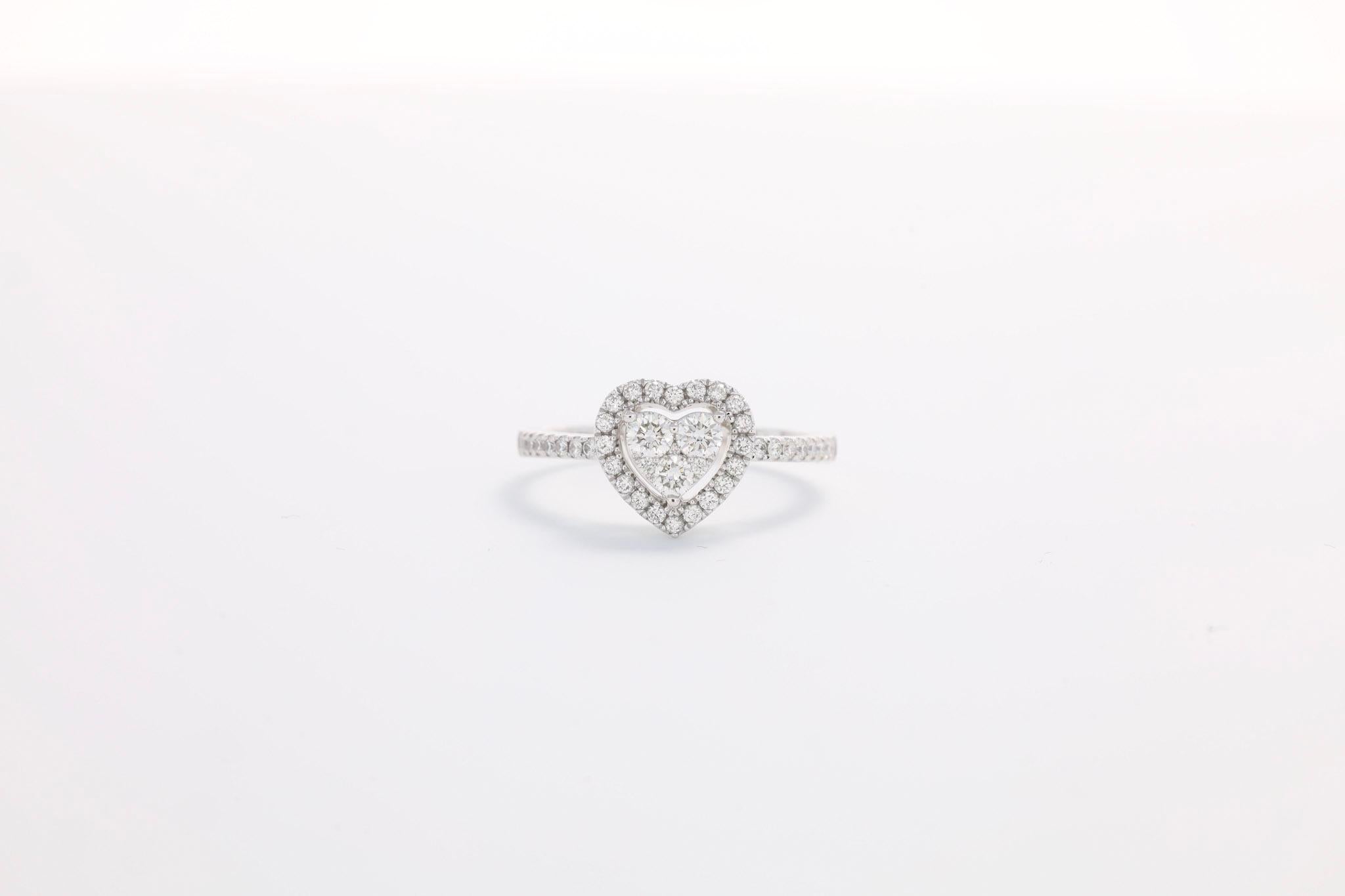 Verlobungsring in Herzform mit natürlichem Diamant 0,63 Karat 18KT Weißgold für Damen oder Herren im Angebot