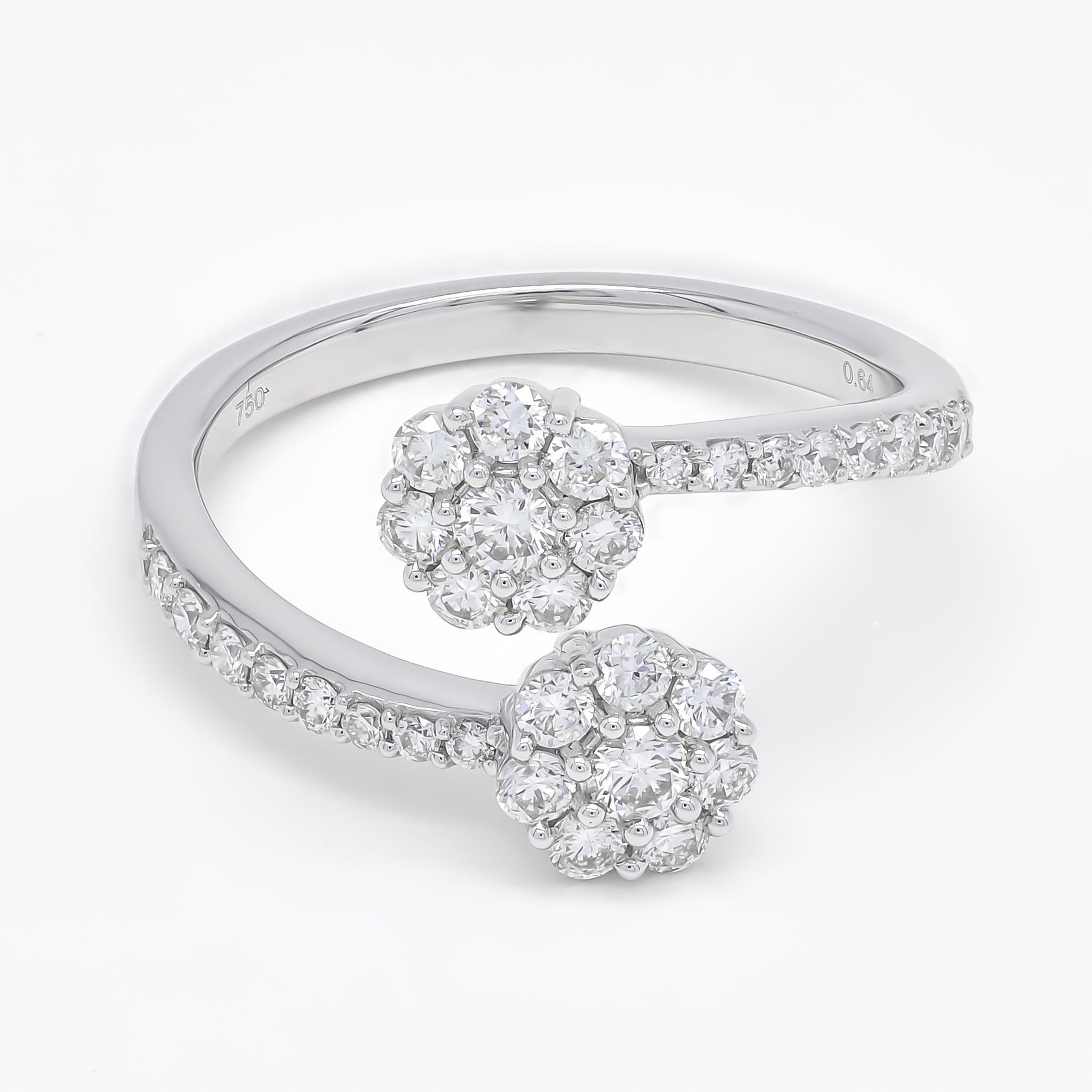 Diamante natural 0,67 quilates Anillo de compromiso en racimo de flores de oro blanco de 18 quilates en Nuevo estado para la venta en Antwerpen, BE