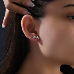 Pendientes de oro blanco de 18 quilates con diamante natural en fila marquesa de 0,70 quilates