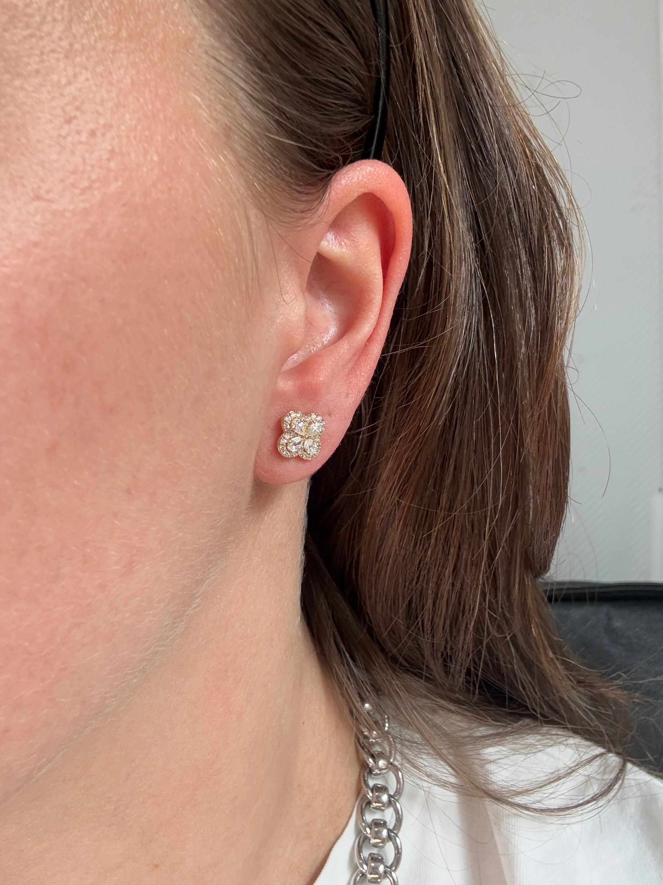 Natural Diamond 0.73 carats 18KT Yellow Gold Marquise Diamonds Stud Earrings For Sale 8