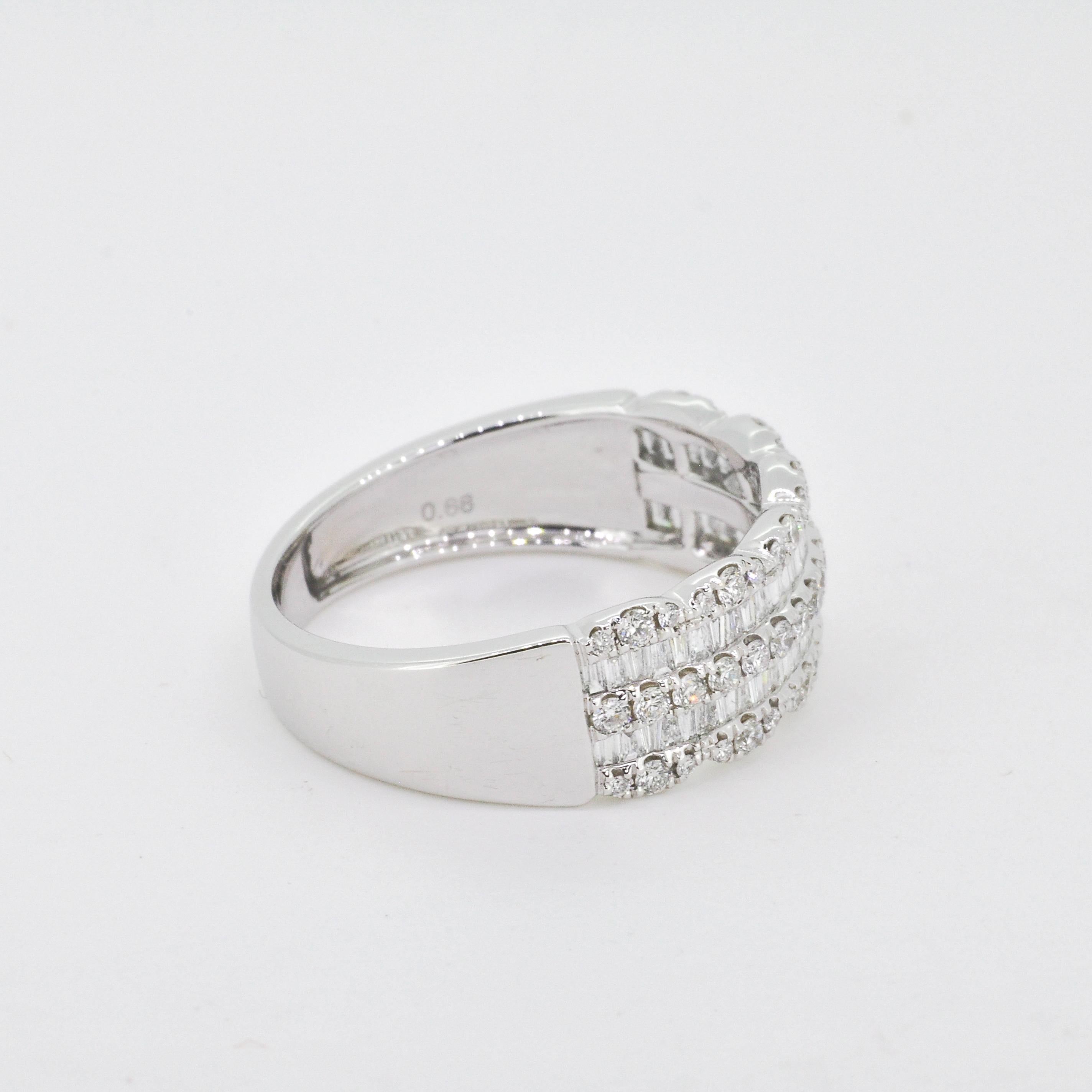 Natural Diamond 0.76 carat 18KT Yellow Gold Cocktail Half Eternity Ring Band In New Condition For Sale In Antwerpen, BE