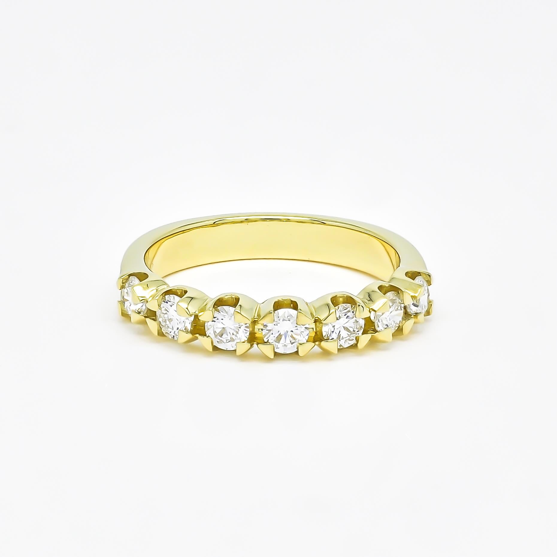 Women's or Men's Natural Diamond 0.77 Carats 18KT White Gold 7 Solitaire Half Eternity Band For Sale