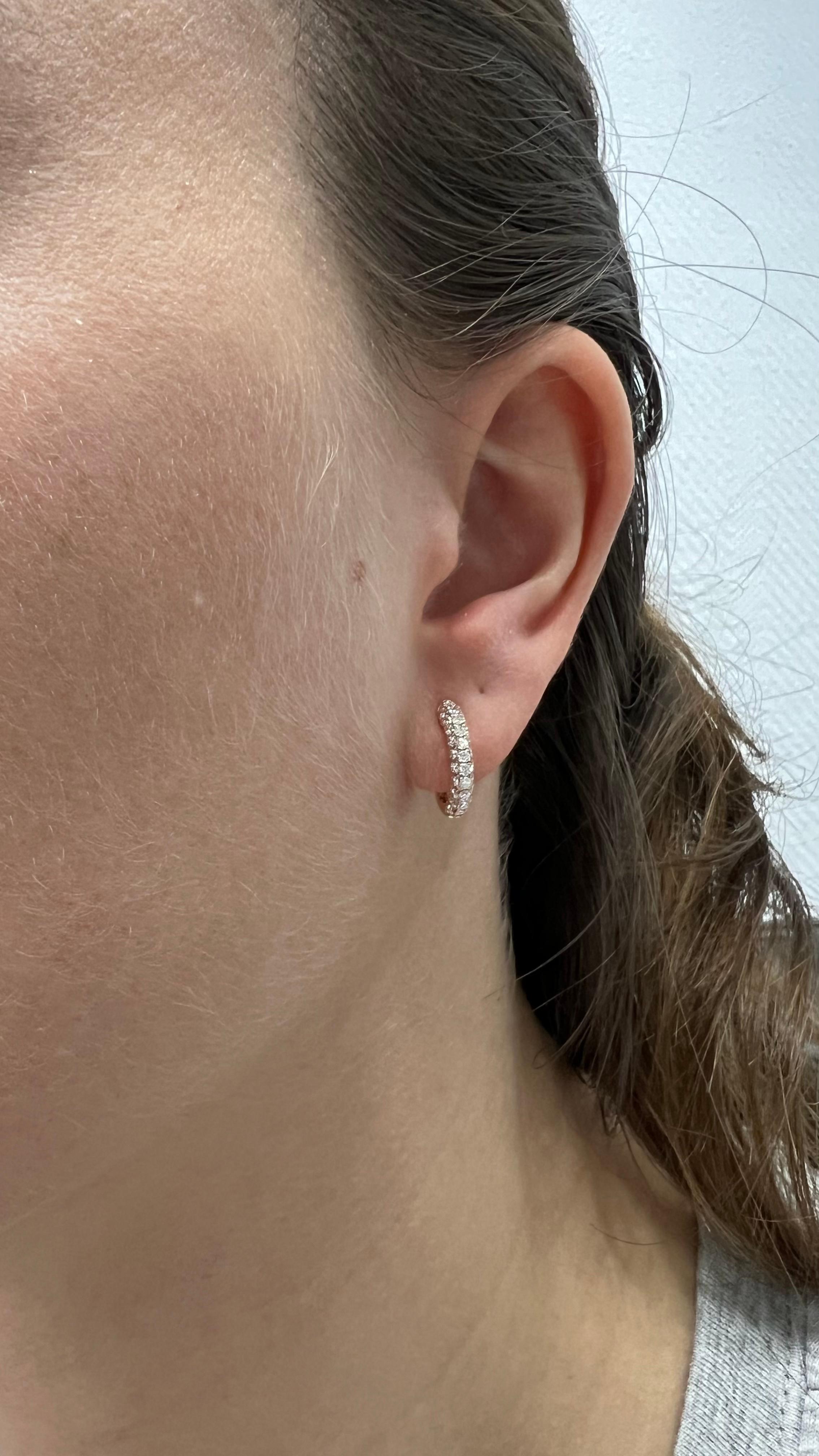 Natural Diamond 0.77CT 18 Karat Rose Gold Small Pavé Hoop Huggies Earrings For Sale 4