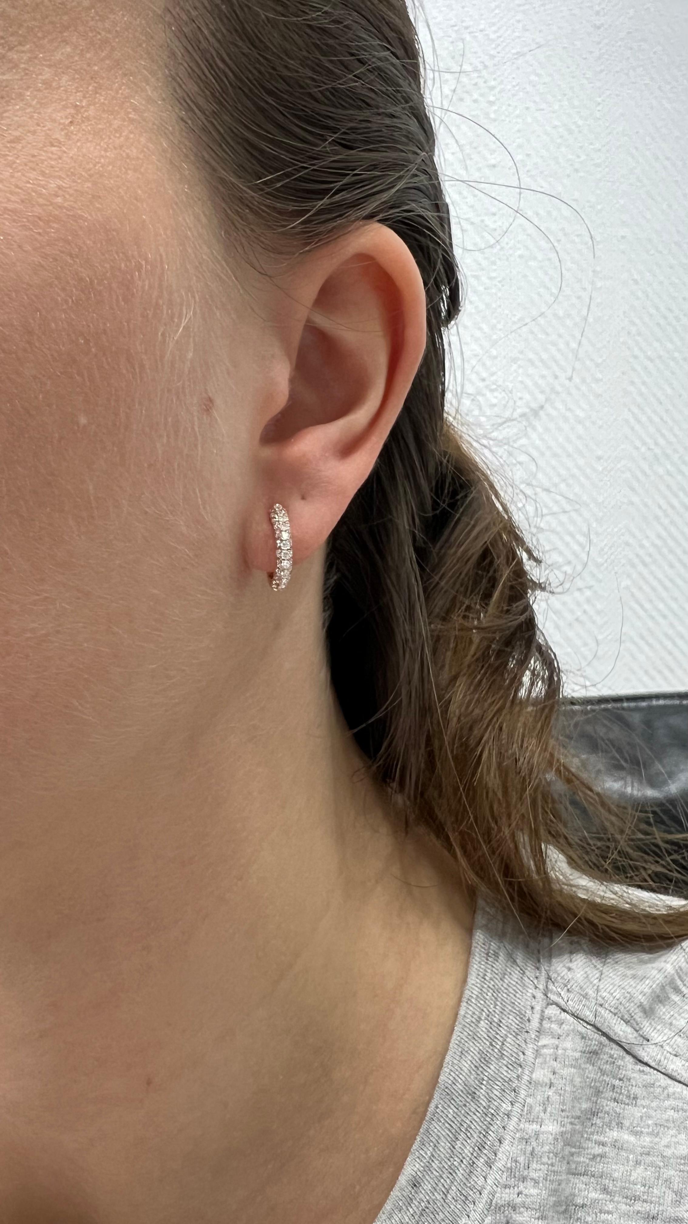 Natural Diamond 0.77CT 18 Karat Rose Gold Small Pavé Hoop Huggies Earrings For Sale 5