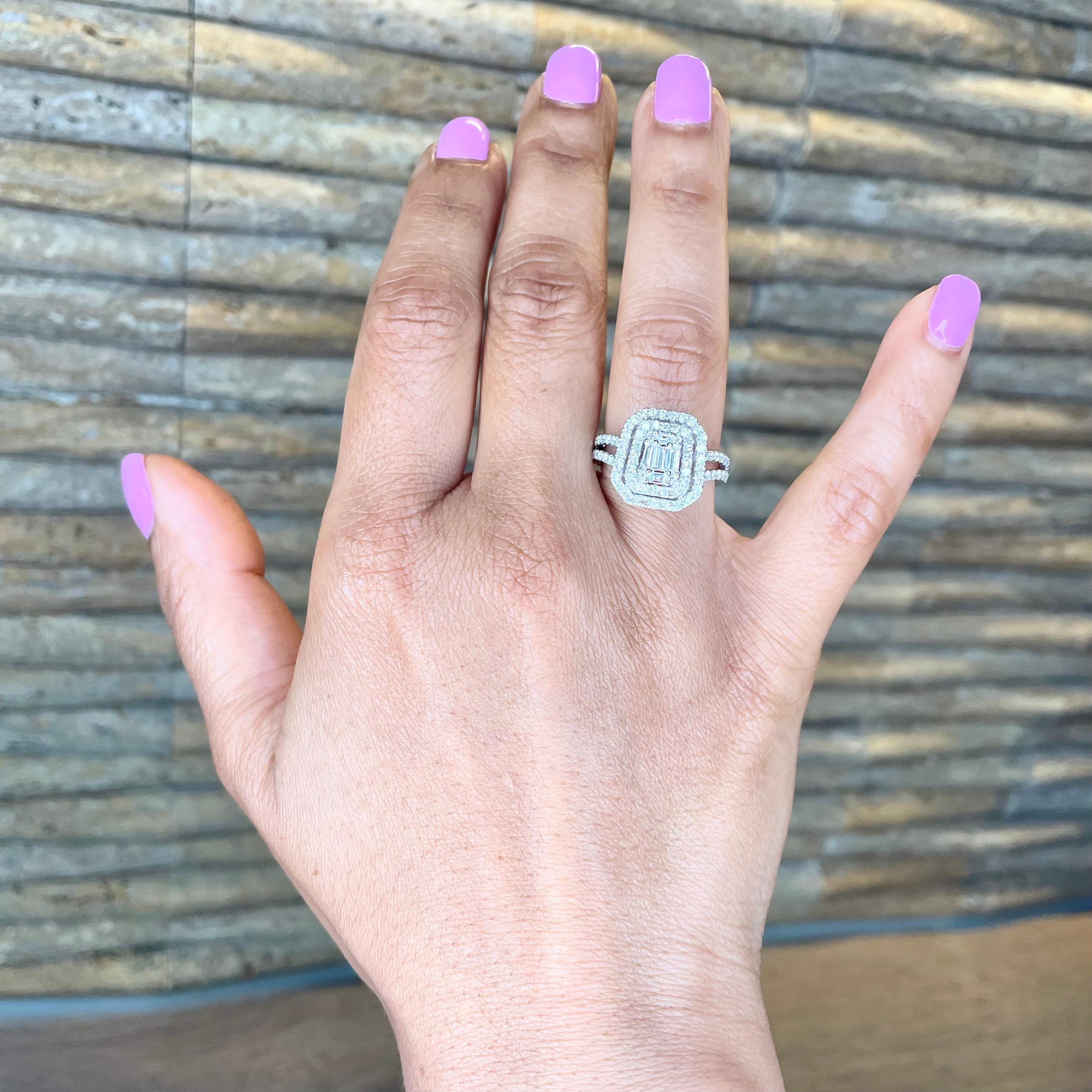 Bague d'anniversaire en or blanc 18 carats sertie d'un diamant naturel de 0,92 carat Pour femmes en vente