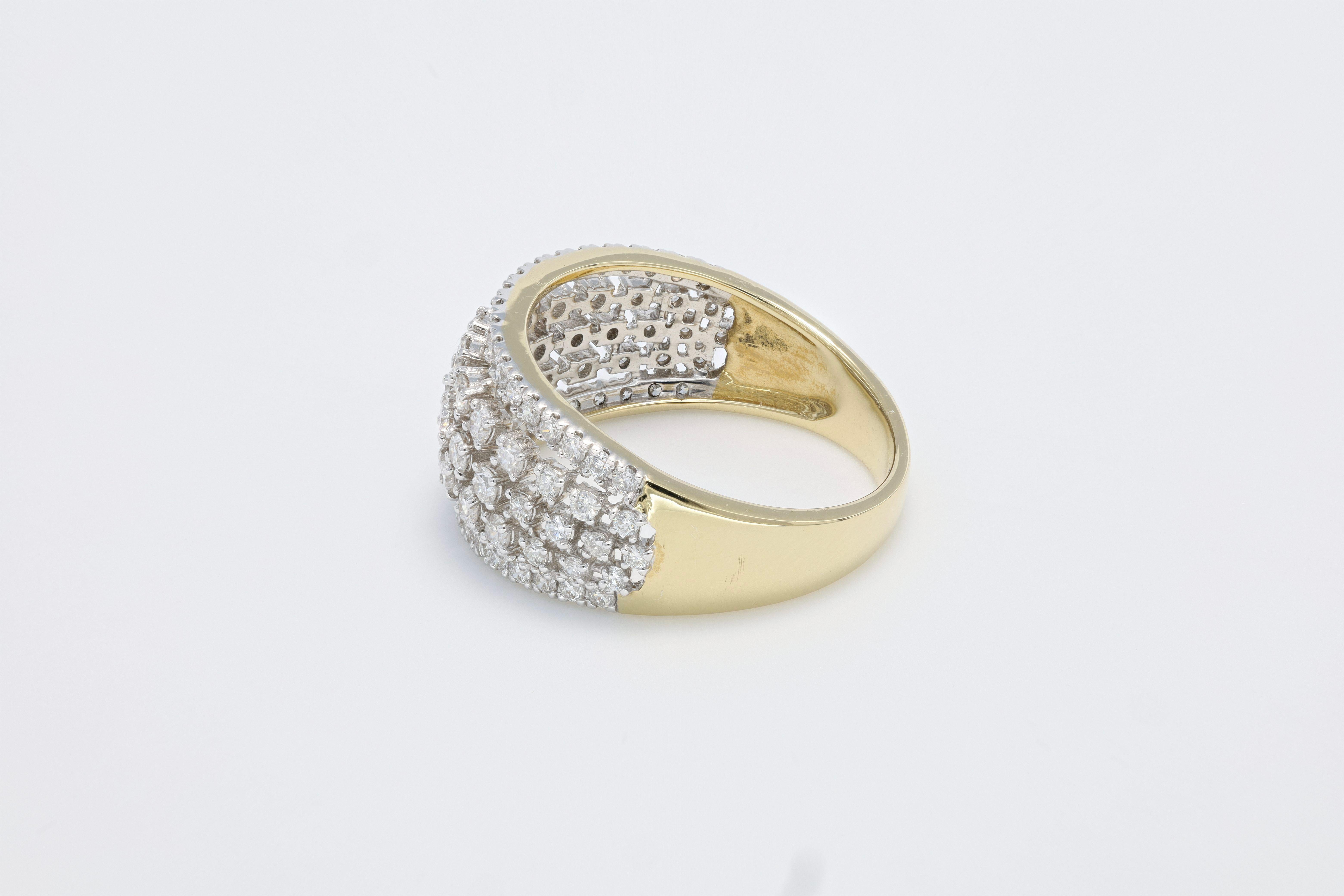 Modern Natural Diamond 1.00 carats 18 KT Yellow Gold Statement Ring  For Sale