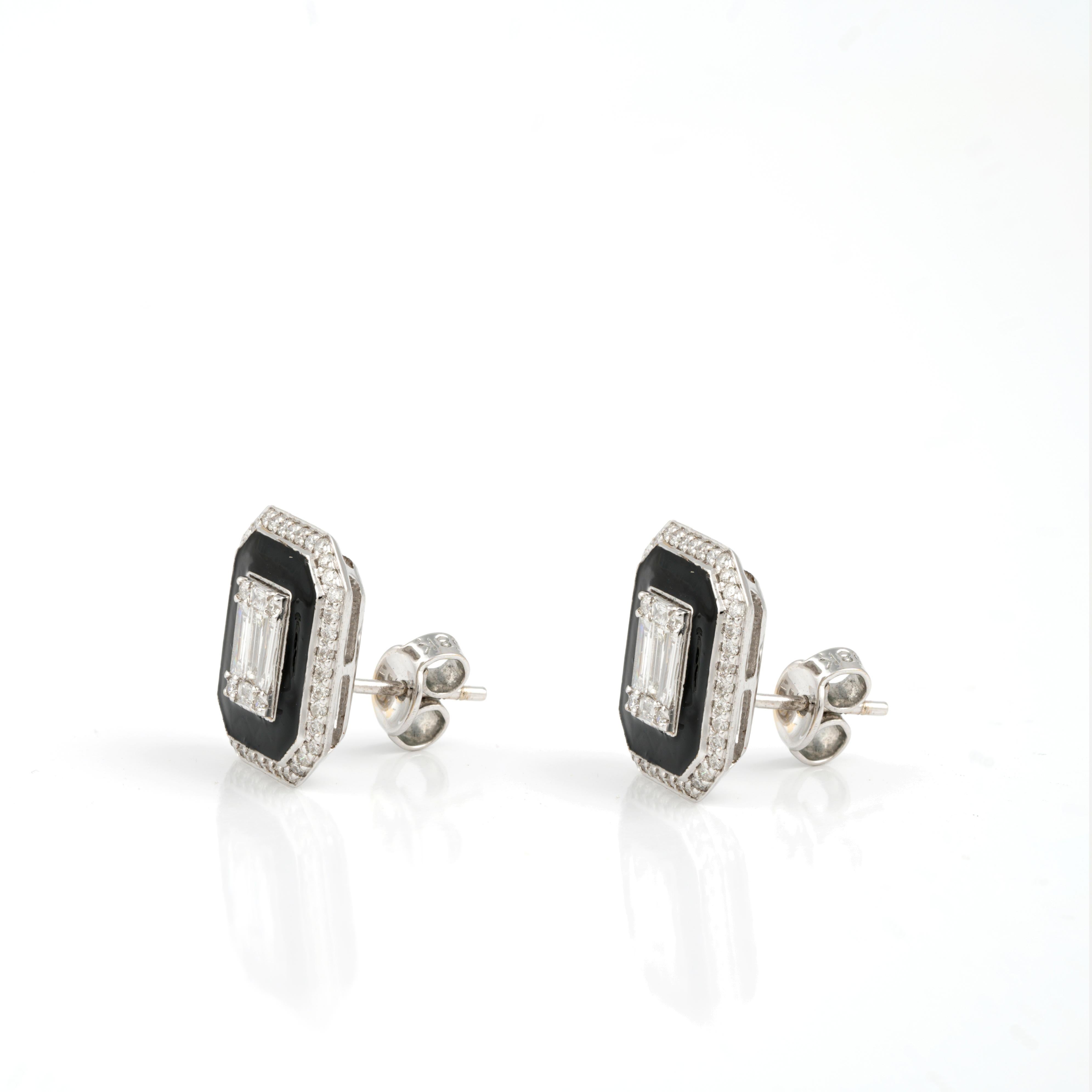 Natural Diamond 1.02cts in 18k Gold 6.036gms Earring In New Condition For Sale In jaipur, IN