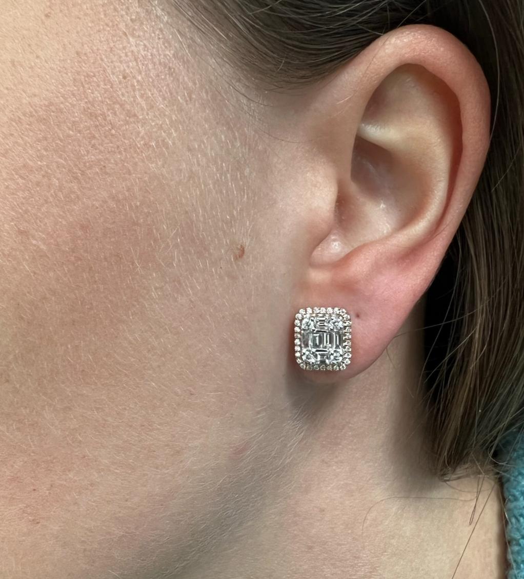 Art Deco Natural Diamond 1.05 carats 18KT Rose Gold Cluster Stud Earrings For Sale