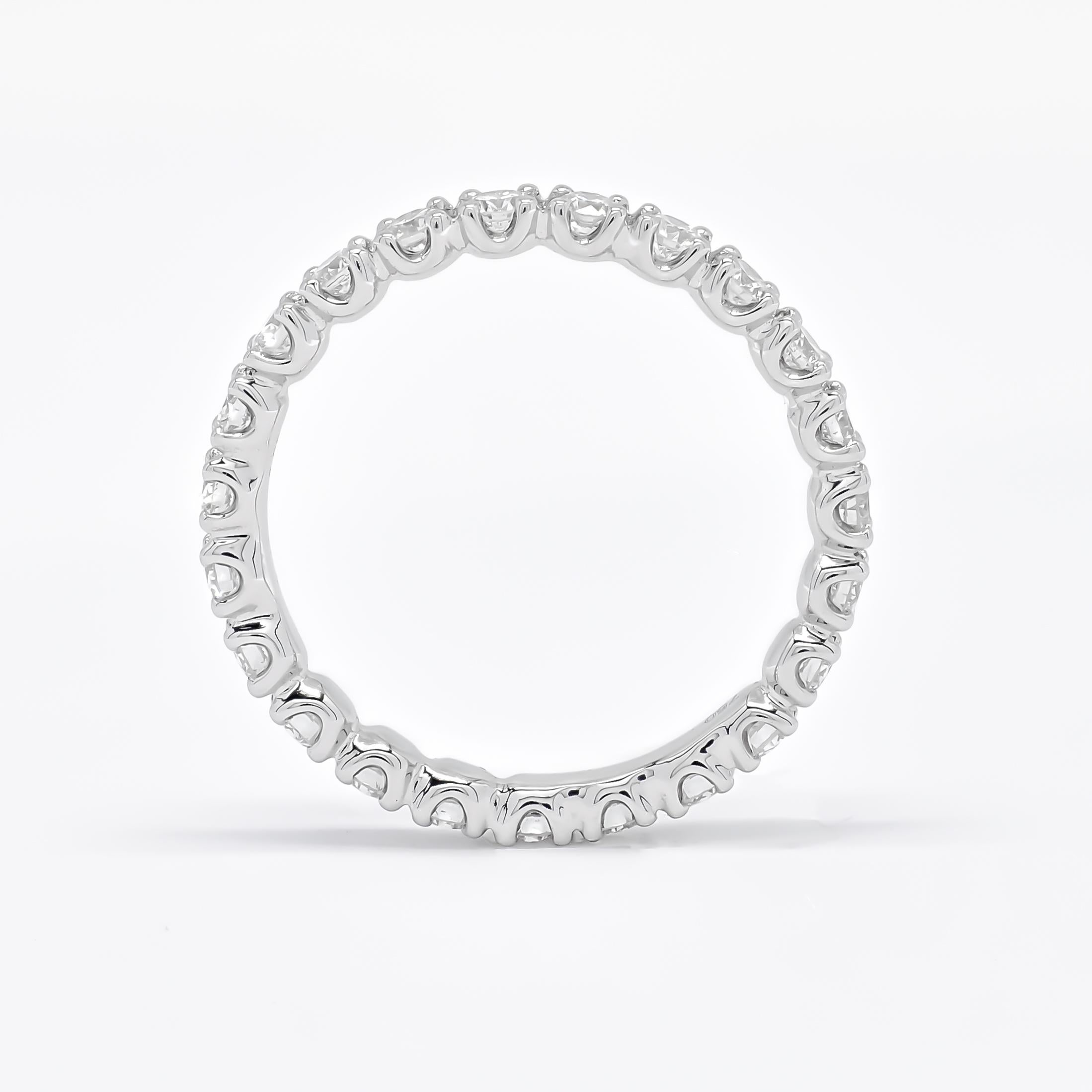 Round Cut Natural Diamond 1.06 carat 18 Karat White Gold Full Eternity Band Ring For Sale