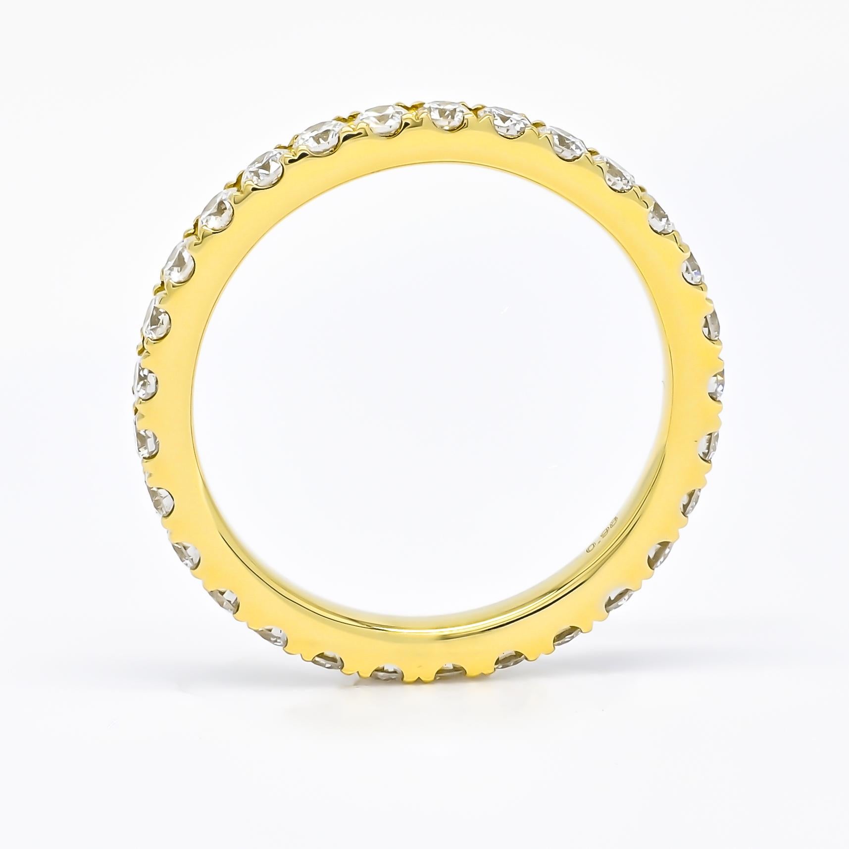 Round Cut Natural Diamond 1.10 carats 18 KT Yellow Gold Full Eternity Band Ring For Sale