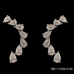 Orecchini a cascata con diamante naturale da 1,10 carati con taglio a pera in oro bianco 18 carati