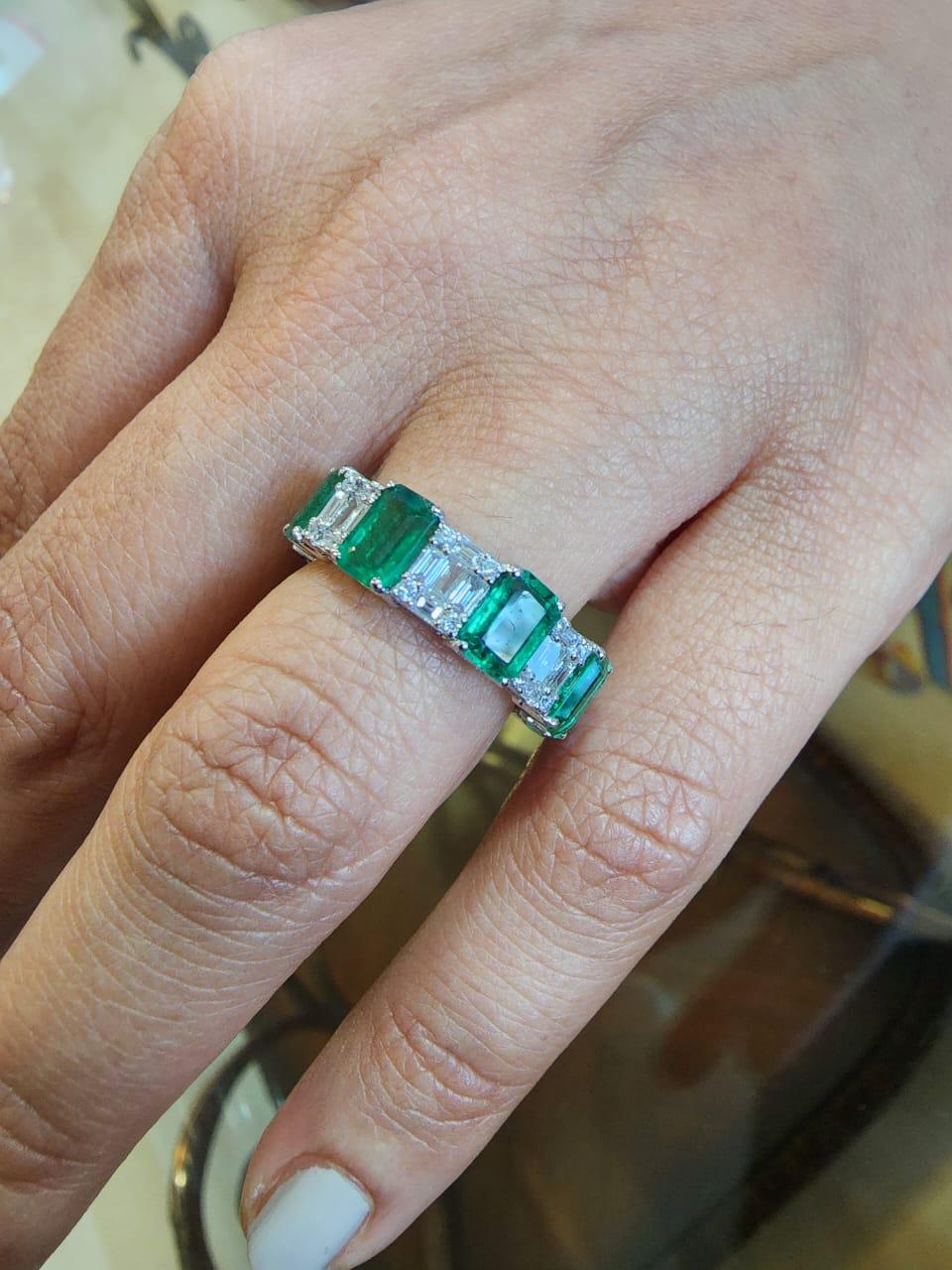 This is an amazing natural  1.15carats diamond & emerald 4.43carats of Gold Weight is 3.02 gms (18k)

It’s very hard to capture the true color and luster of the stone, I have tried to add pictures which are taken professionally and by me from my I