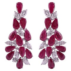 Pendientes de oro de 18 quilates con diamante natural de 11,95 quilates y rubí marquesa pera de 49,89 quilates en forma de gota