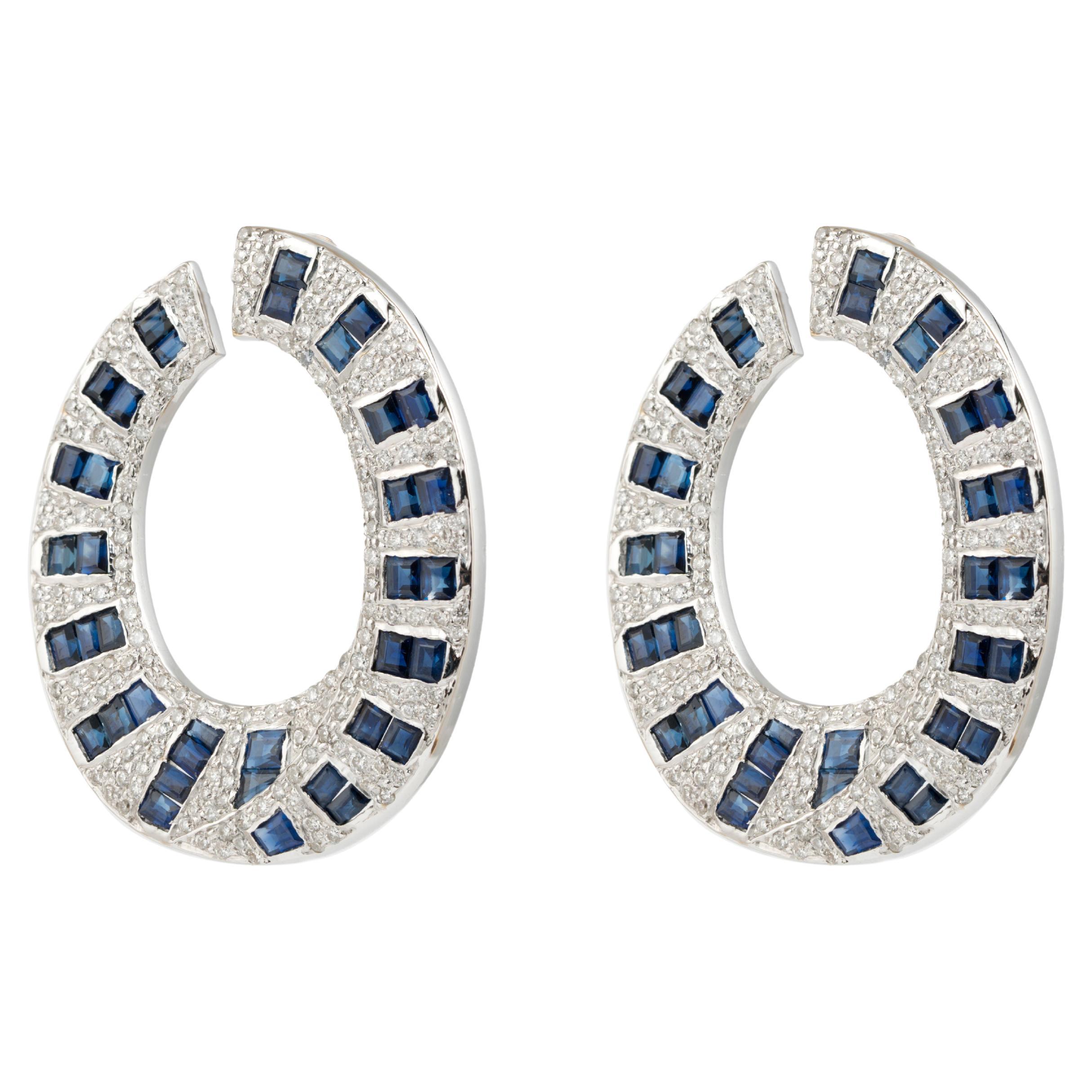 Natural Diamond 1.20cts & Blue Sapphire 4.11cts in 18k Gold 11.768gms Earring For Sale