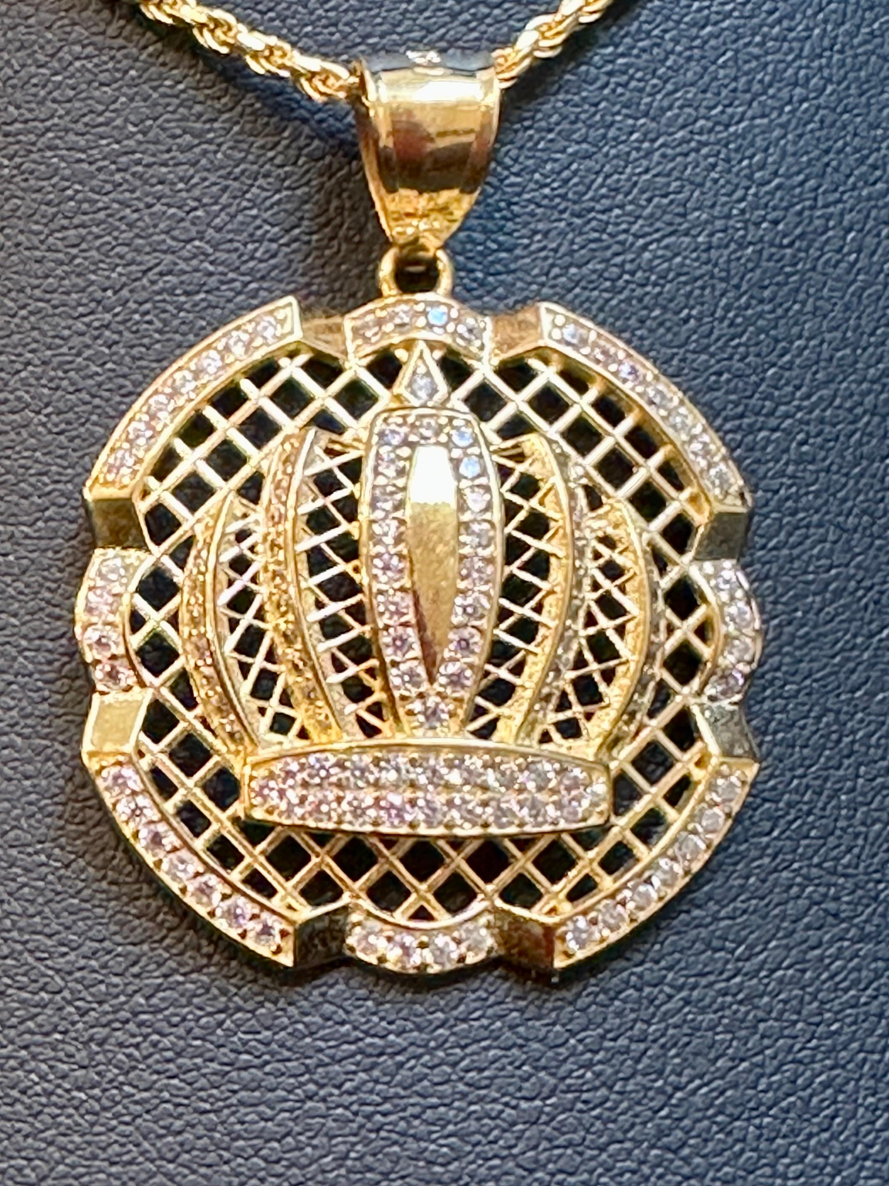 Grand pendentif en or 14 carats avec chaîne en forme de corde et diamants naturels de 1,25 carat en vente 9