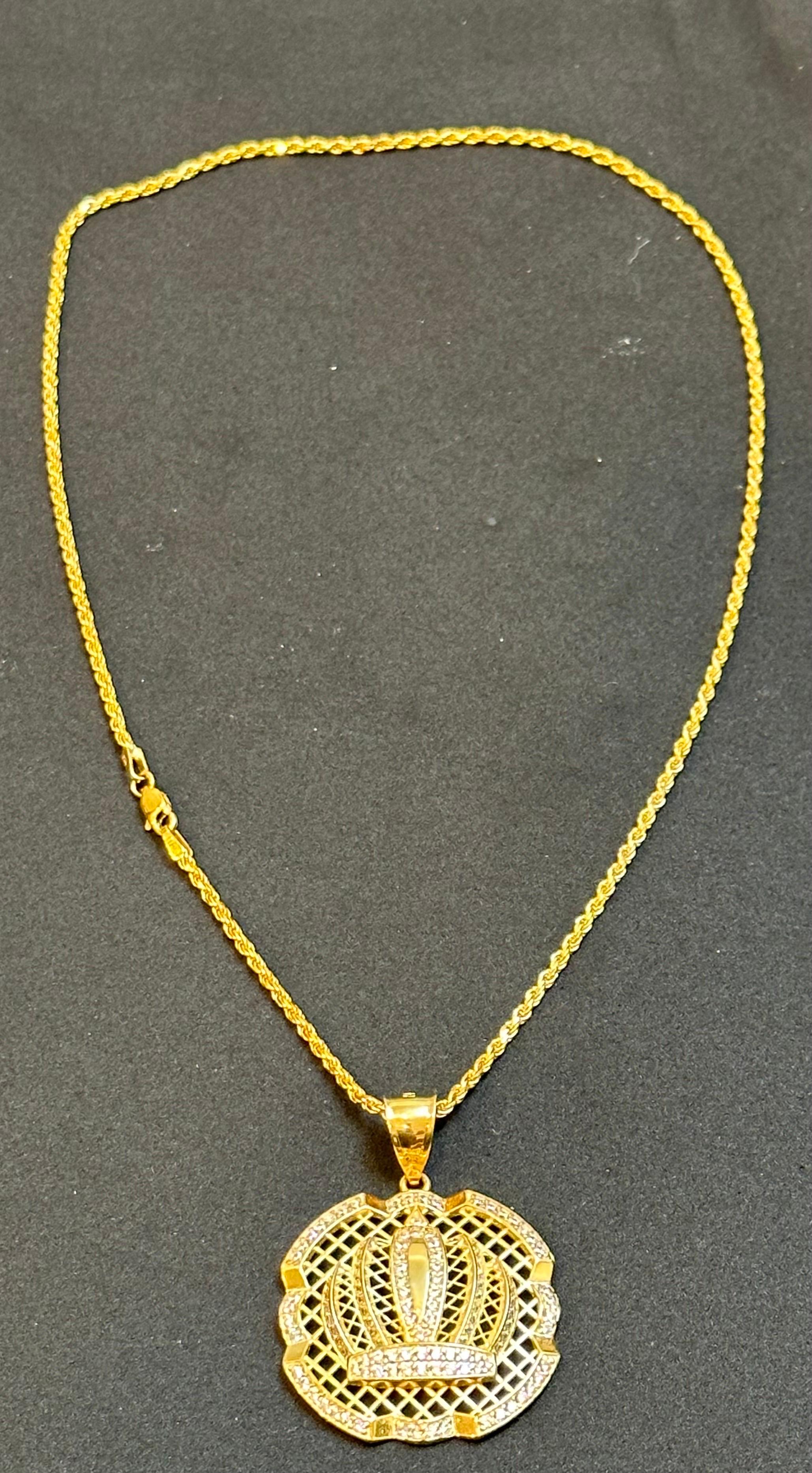Taille ronde Grand pendentif en or 14 carats avec chaîne en forme de corde et diamants naturels de 1,25 carat en vente