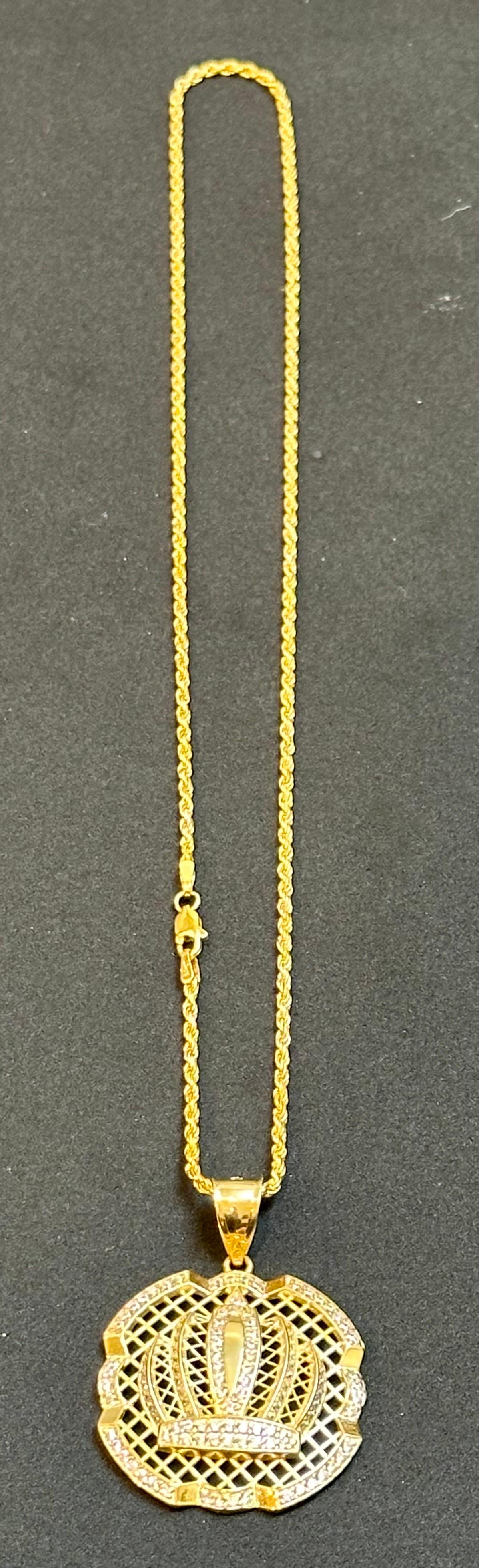 Grand pendentif en or 14 carats avec chaîne en forme de corde et diamants naturels de 1,25 carat Excellent état - En vente à New York, NY