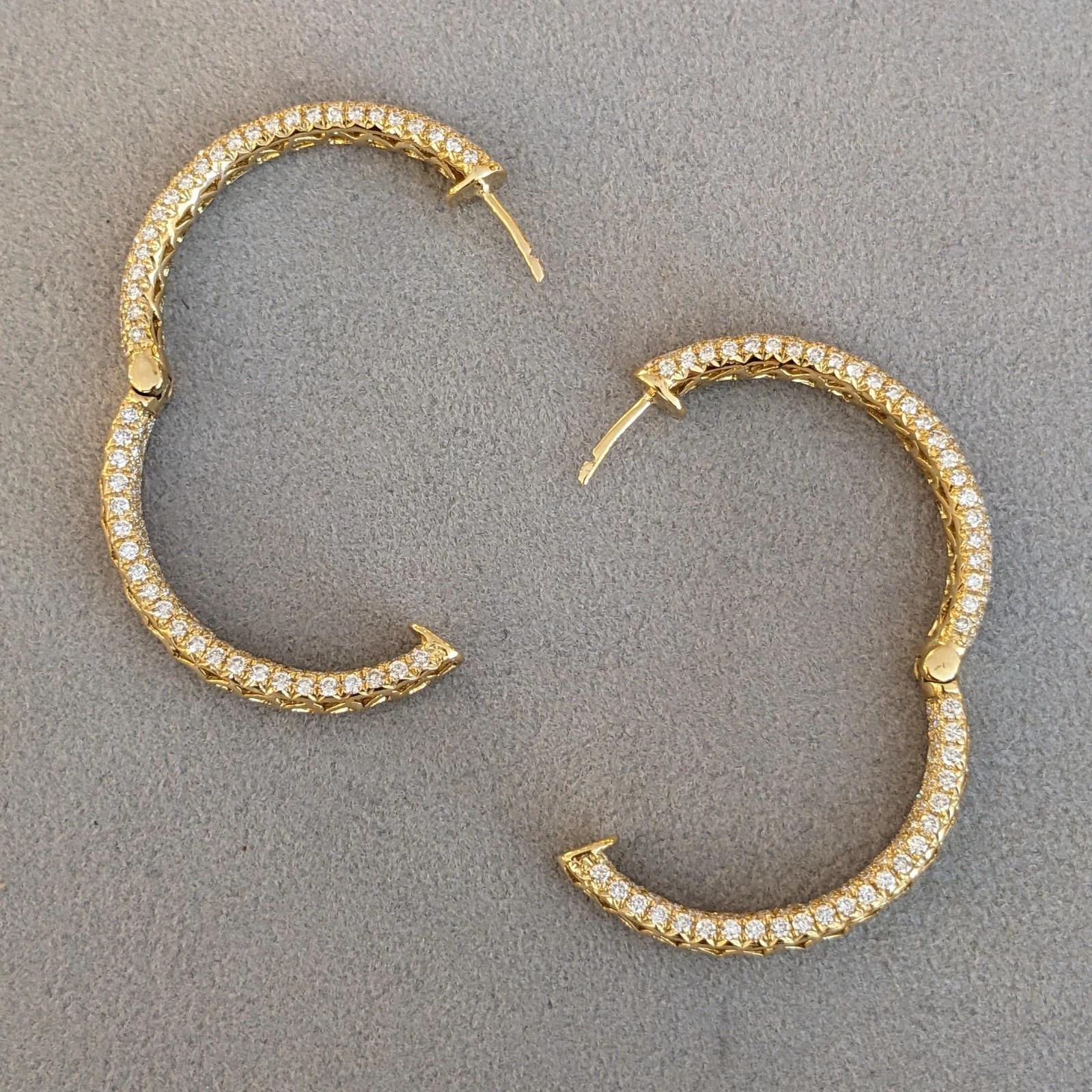 Orecchini a cerchio con diamanti naturali da 1,25