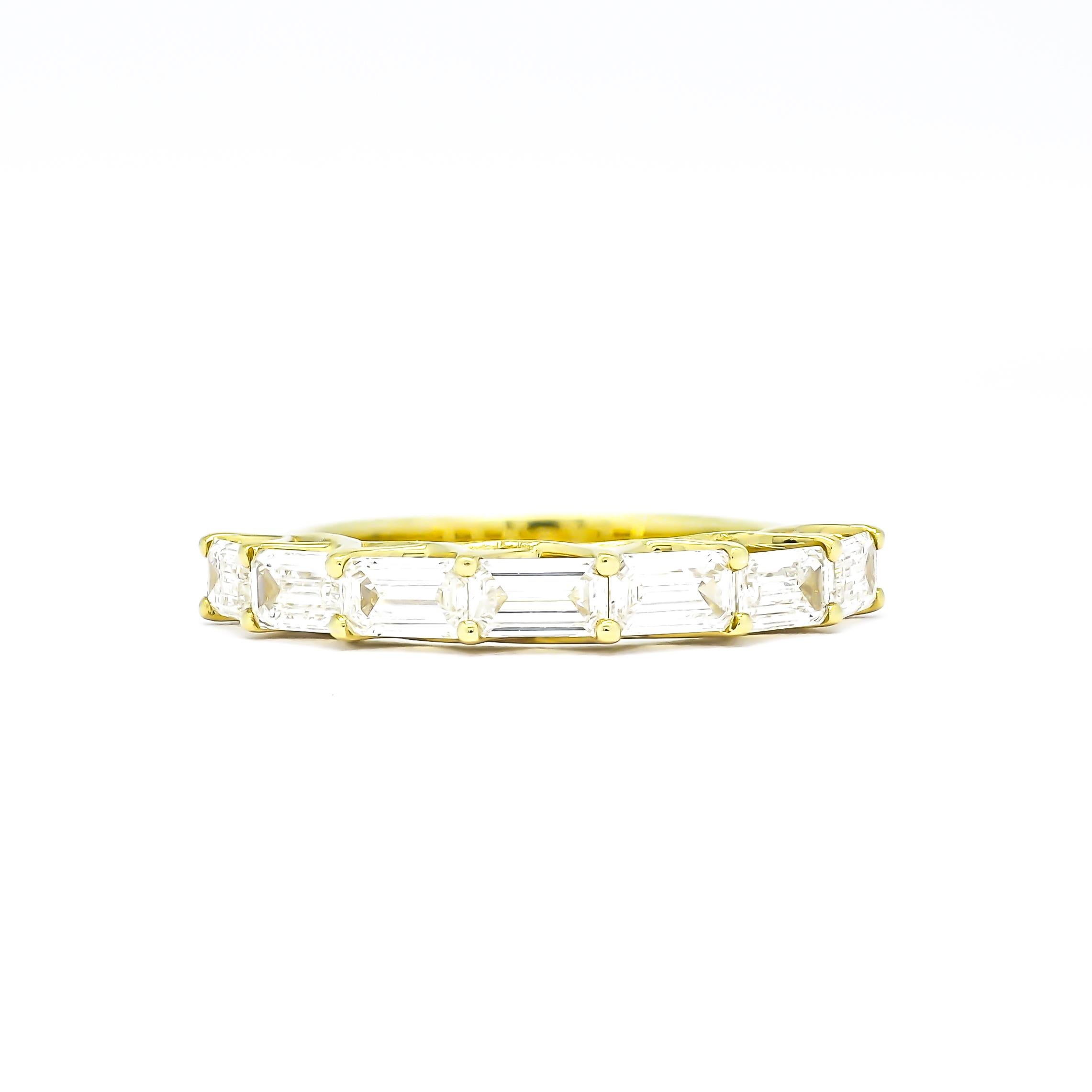 Natürlicher Diamant 1,45 Karat 18KT Weißgold Baguette-Ehering im Angebot 4