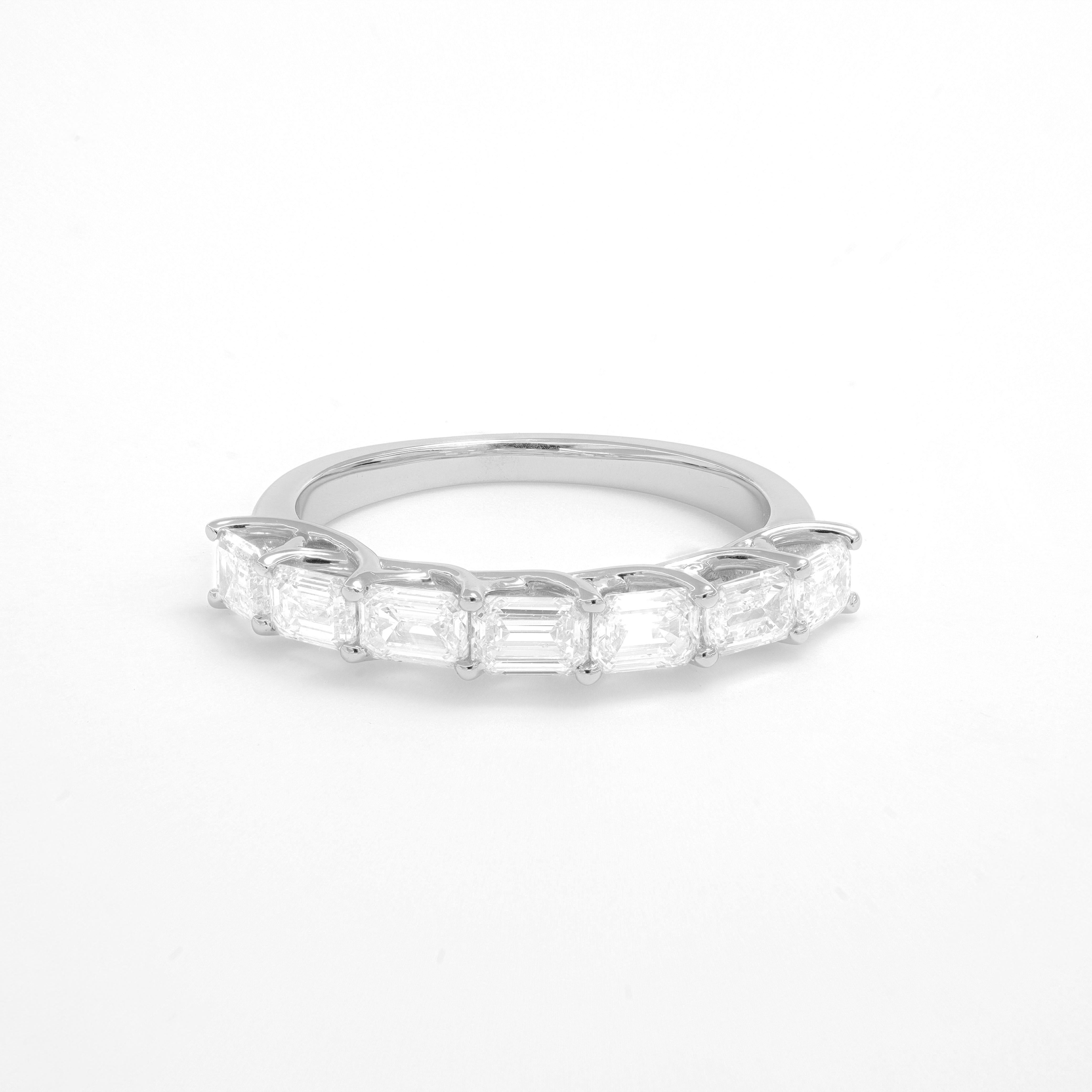 Alliance baguette en or jaune 18 carats et diamants naturels 1,45 carats en vente 8