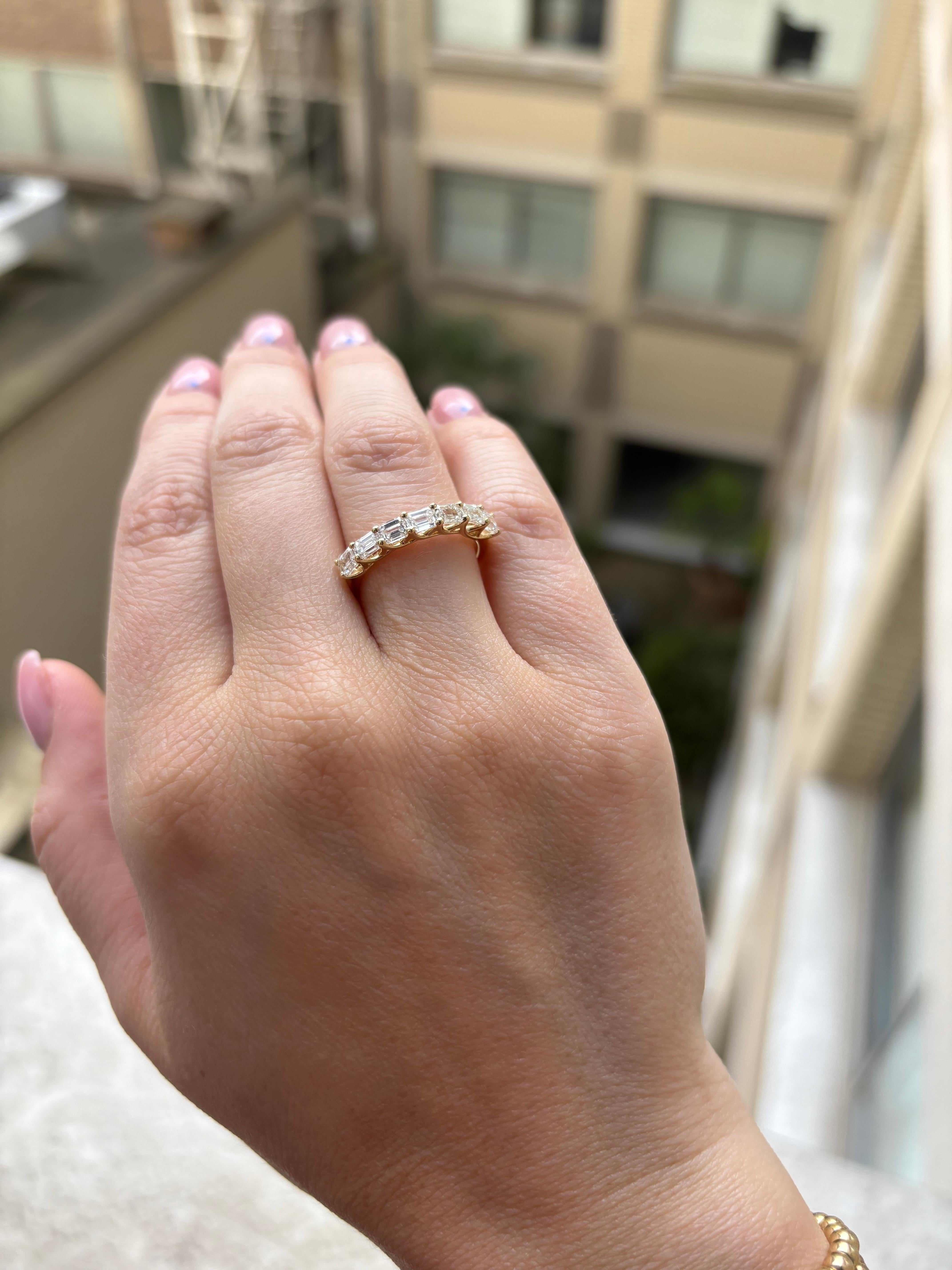 Anello a mezza eternità con diamante naturale da 1,45 carati in oro giallo 18KT in vendita 10