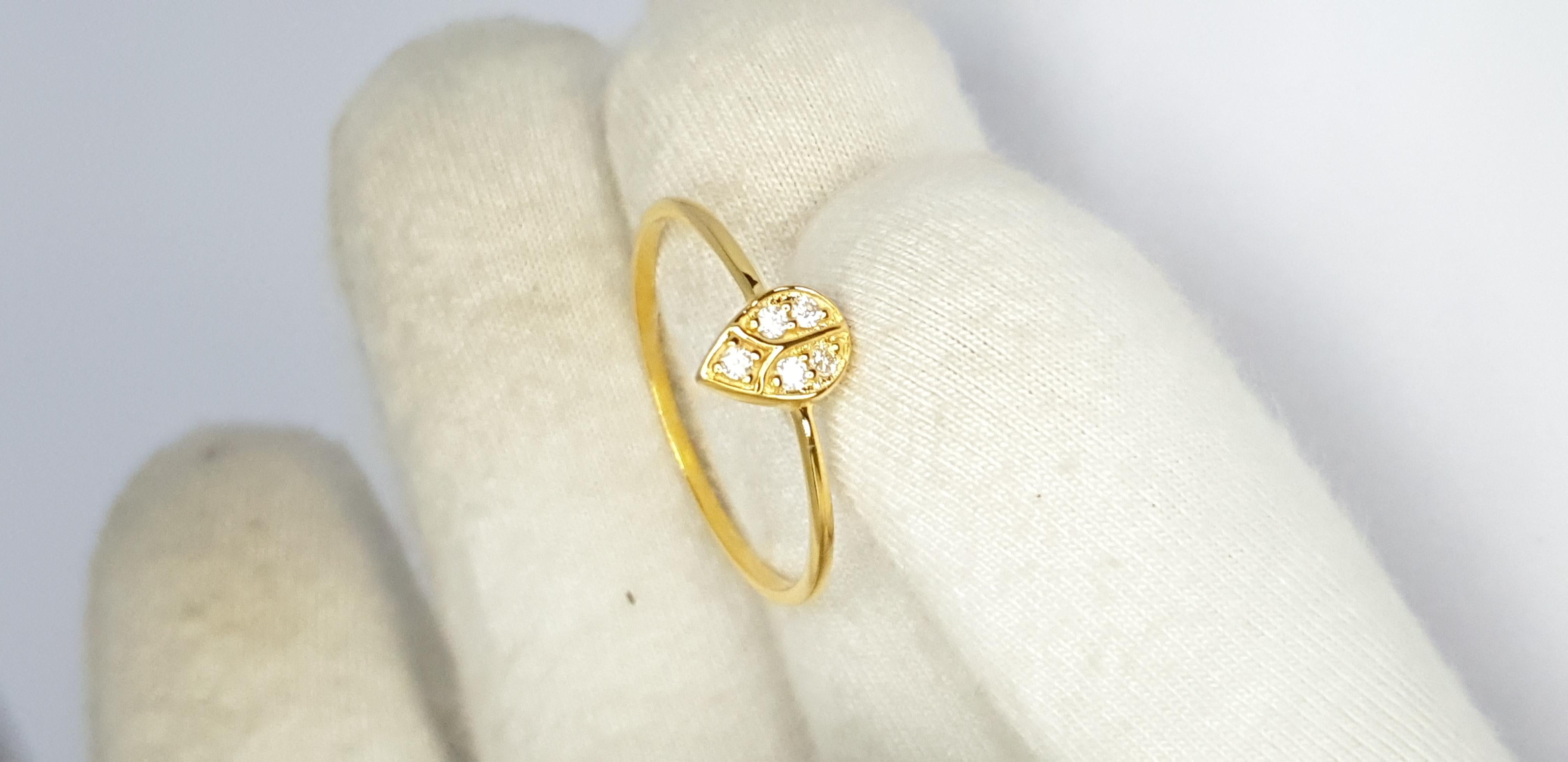 Im Angebot: Natürlicher Diamant 14K Massivgold Birnenförmiger Ringring für Damen Geburtstagsgeschenk. () 3