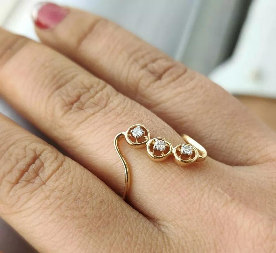 3 Natural Diamond Wedding Ring in 14k Solid Gold In New Condition For Sale In Chicago, IL