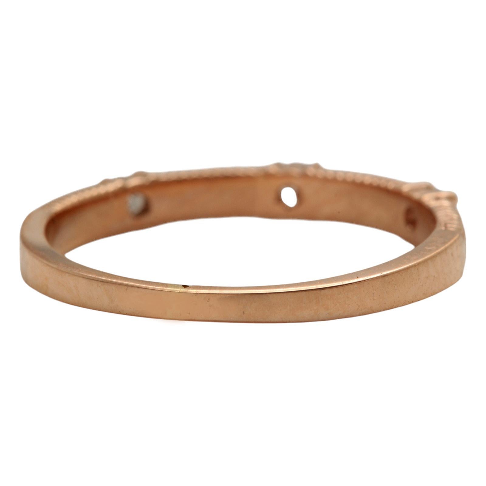 Taille ovale Bague en or rose massif 14K avec diamant naturel en vente