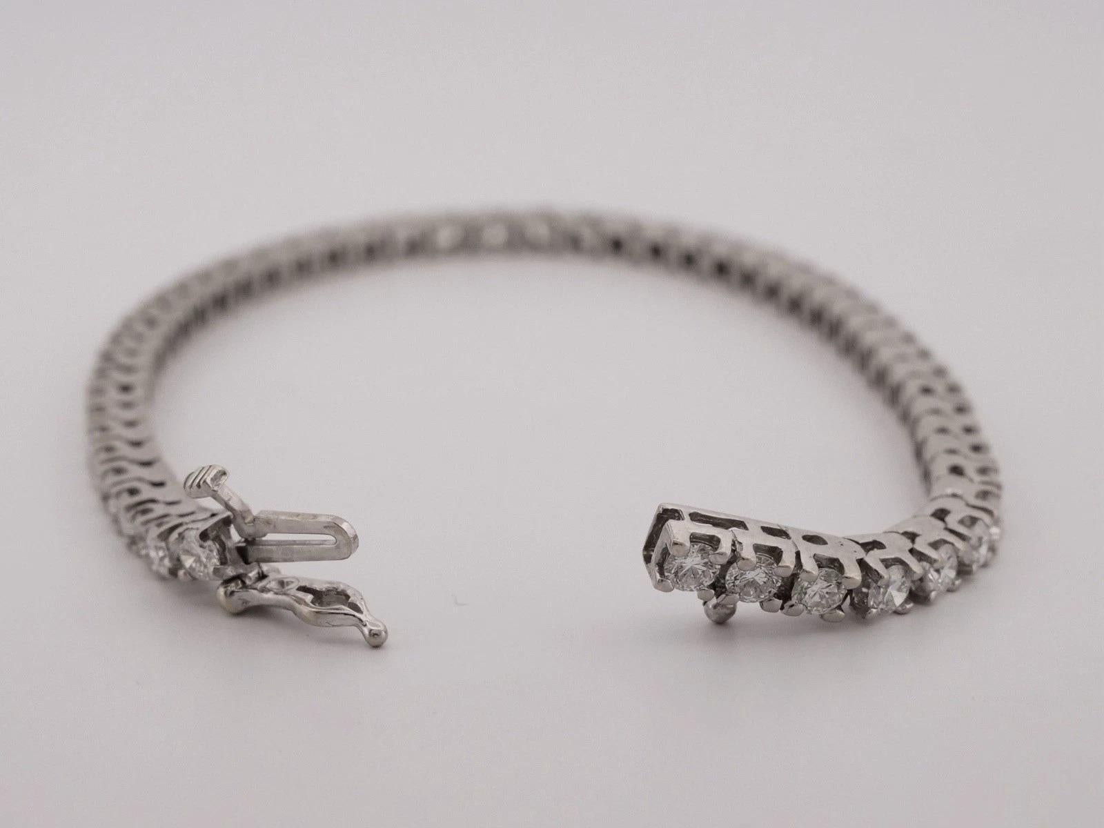 Art Déco Natural Diamond 14K White Gold 4.00ctw SI2 G-H 7in 11.74g Tennis Bracelet in vendita