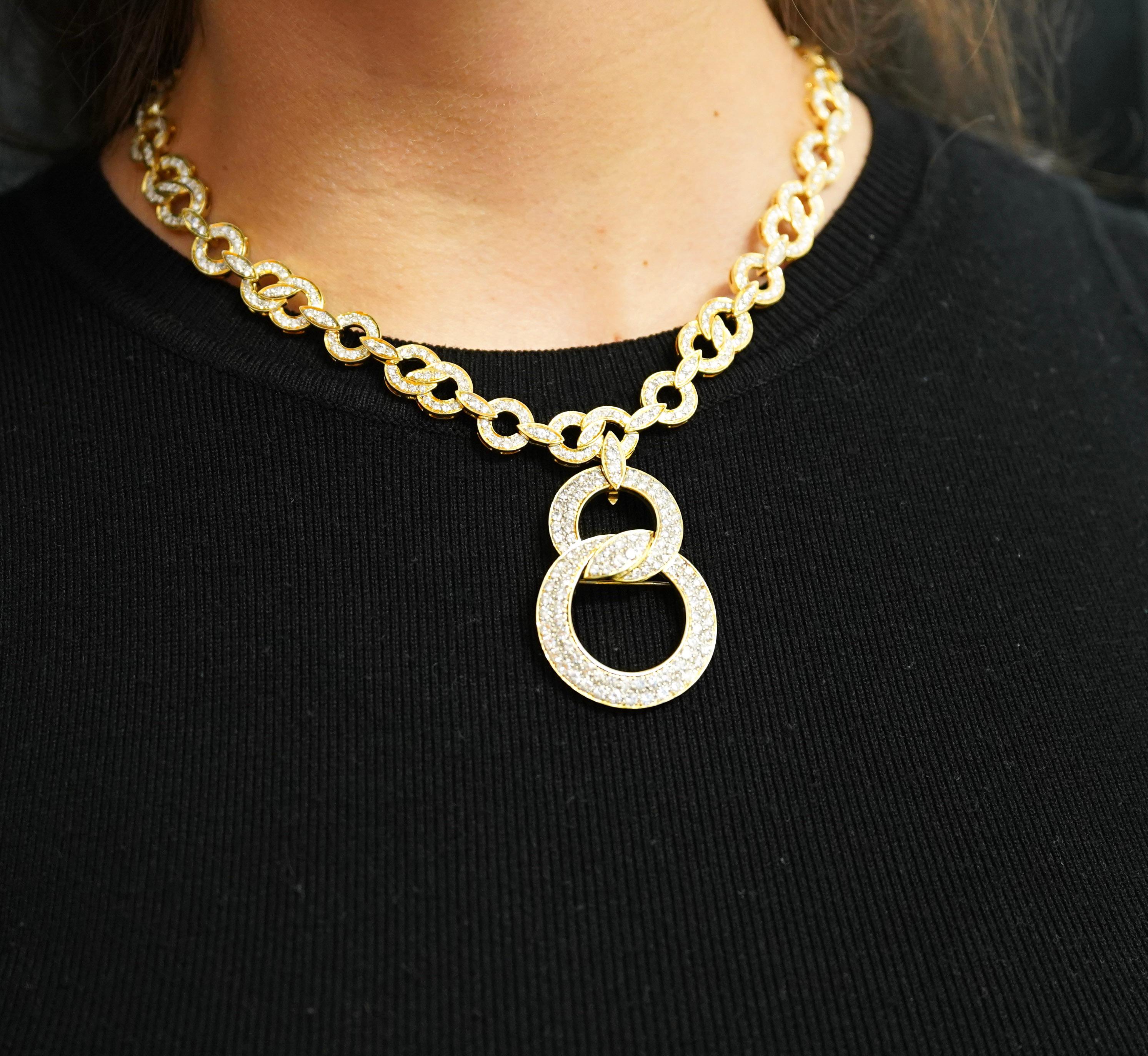Modern Natural Diamond 16 Carat Round-Brilliant Cut 18K Interlocking Circle Necklace For Sale