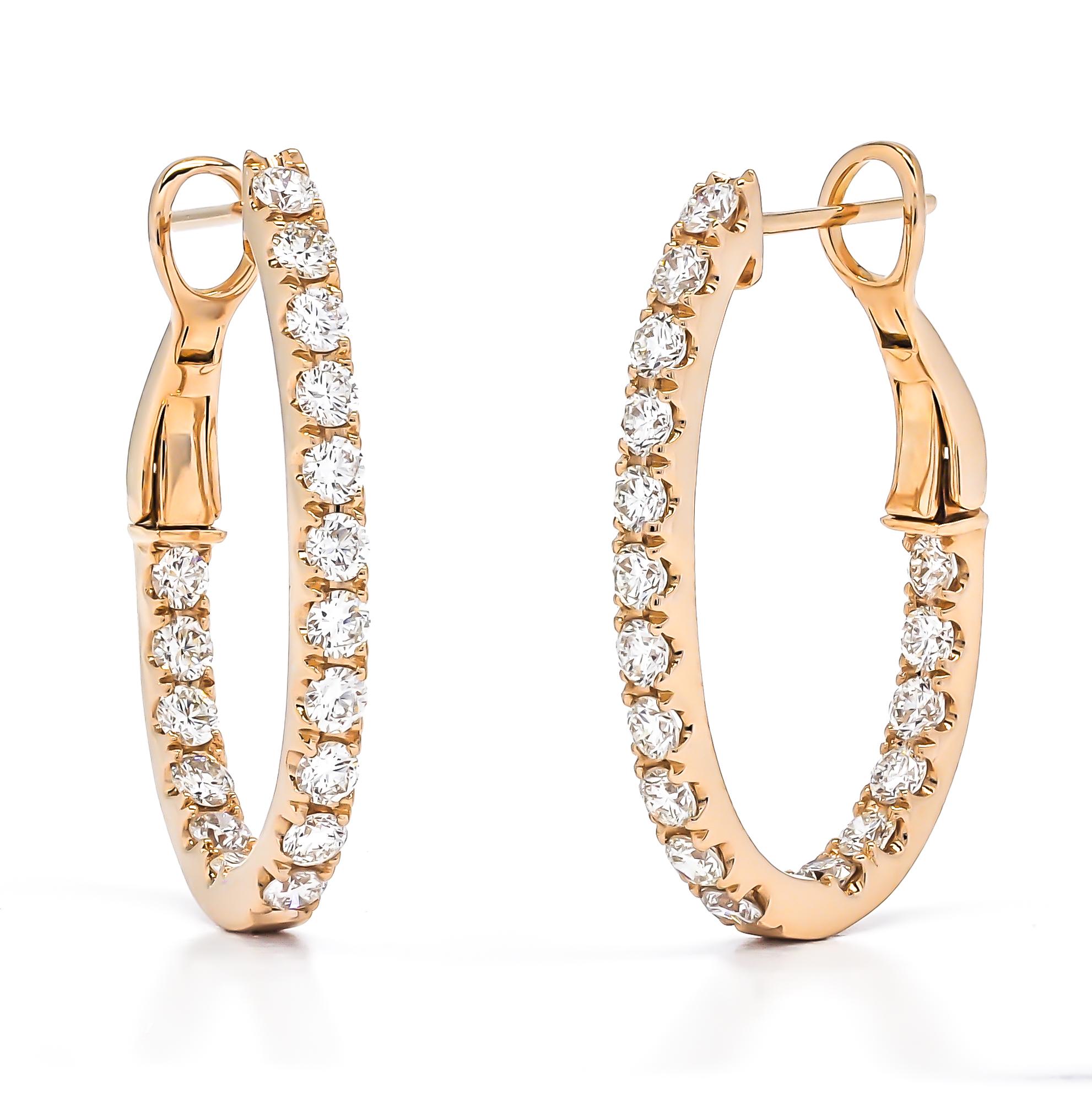 Elevate your look with our remarkable 18KT Rose Gold Single Row Diamond In and Out Hoop Huggies Earrings! These captivating earrings are meticulously crafted to exude sophistication and luxury, showcasing the finest craftsmanship and attention to