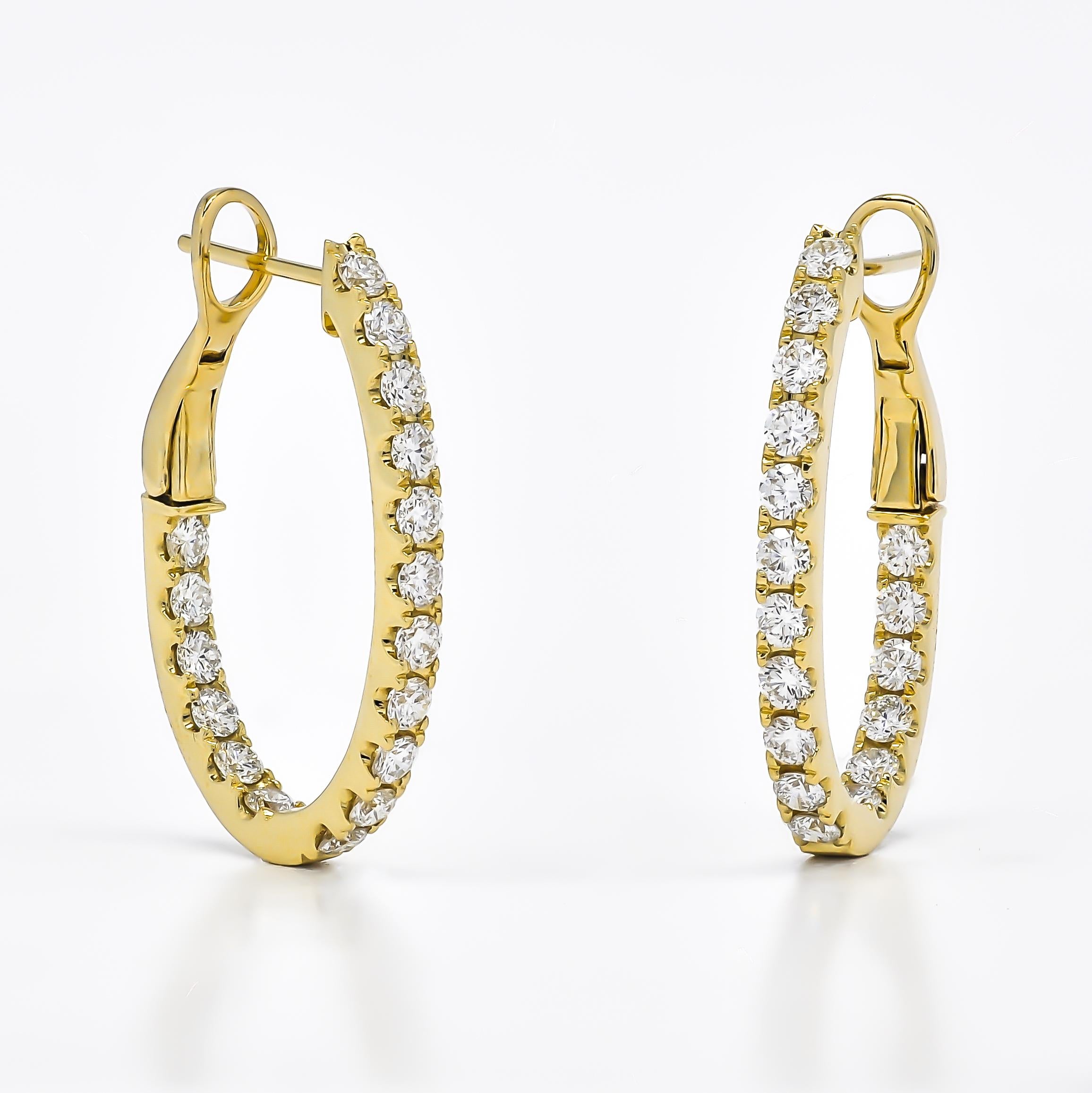 Natural Diamond 1.60 carats 18KT White Gold 'In and out' Hoop Earrings For Sale 1