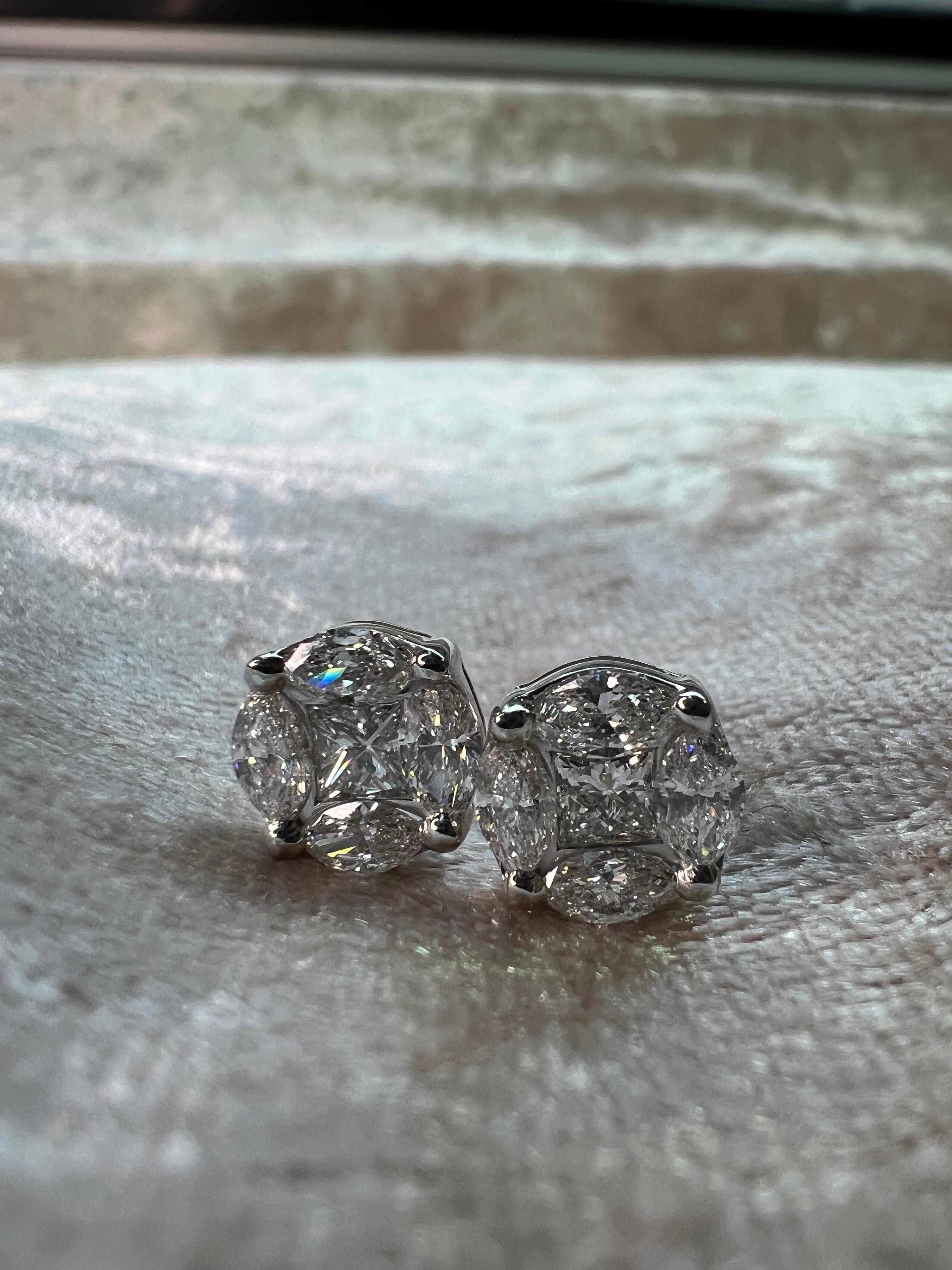 Pendientes de oro blanco de 18 quilates con diamante natural de 1,60 quilates en racimo solitario en venta 4