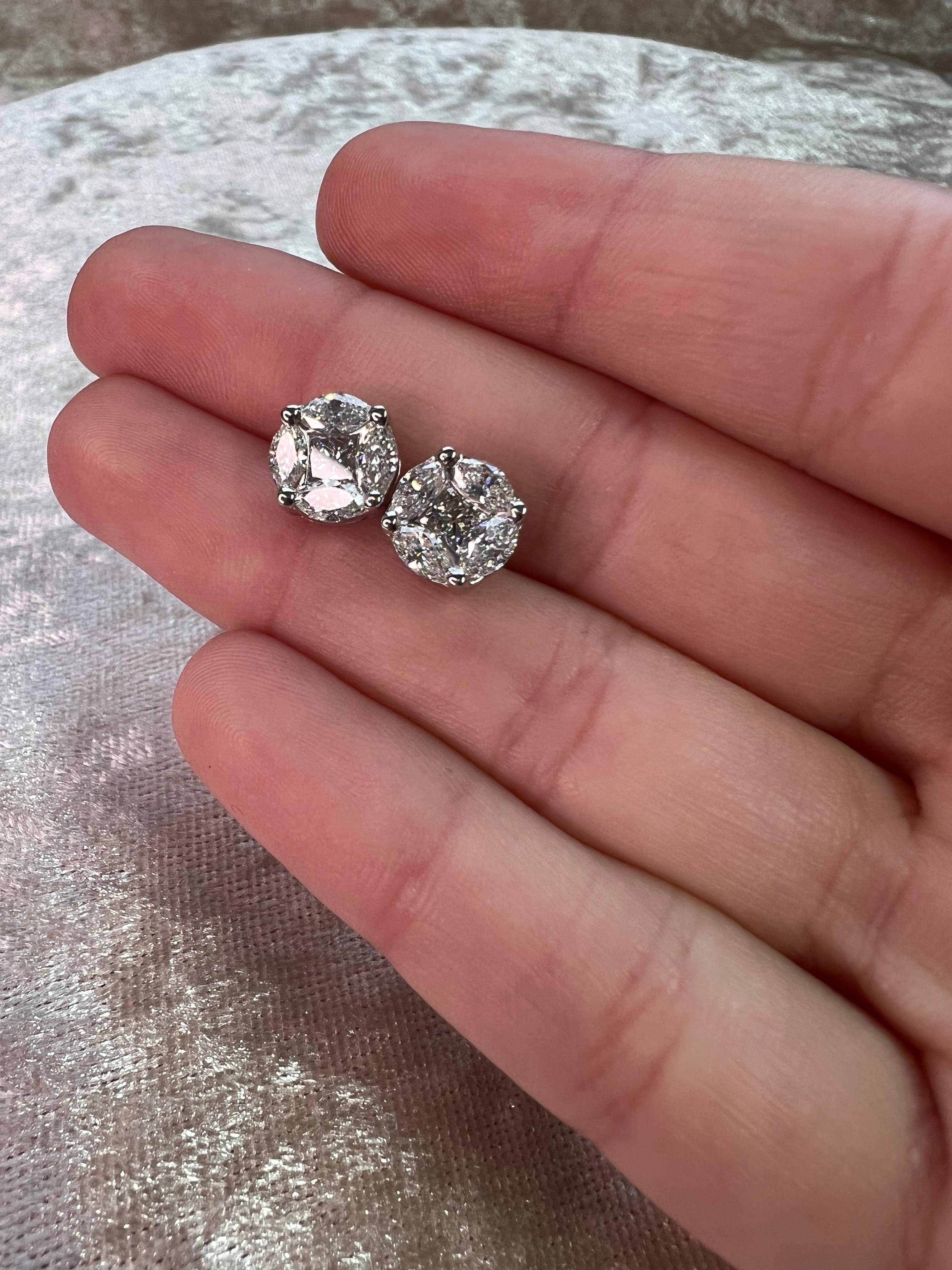 Pendientes de oro blanco de 18 quilates con diamante natural de 1,60 quilates en racimo solitario en venta 3