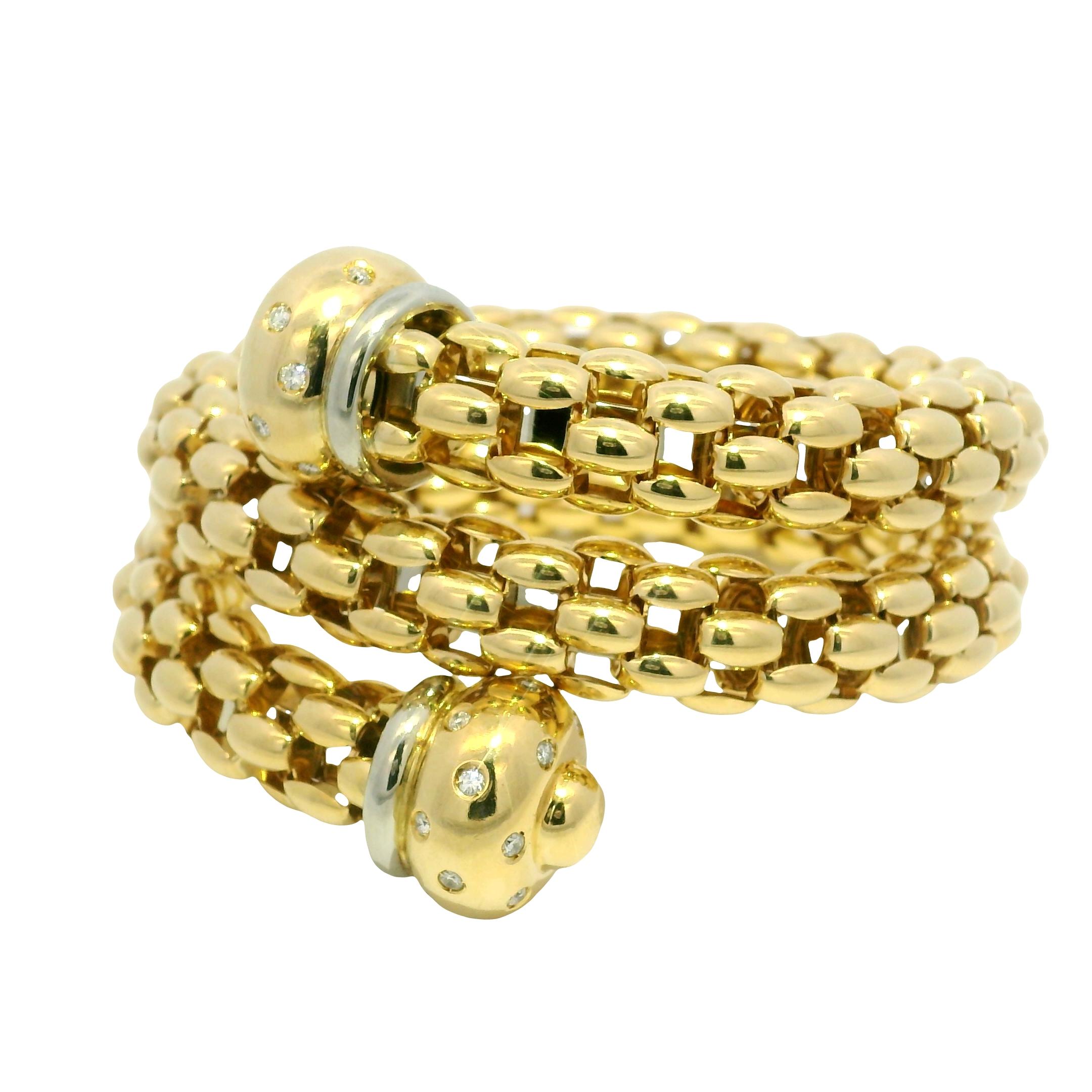 Contemporain Nature Diamond 18-Karat Textured Link Wrap Bracelet En stock en vente