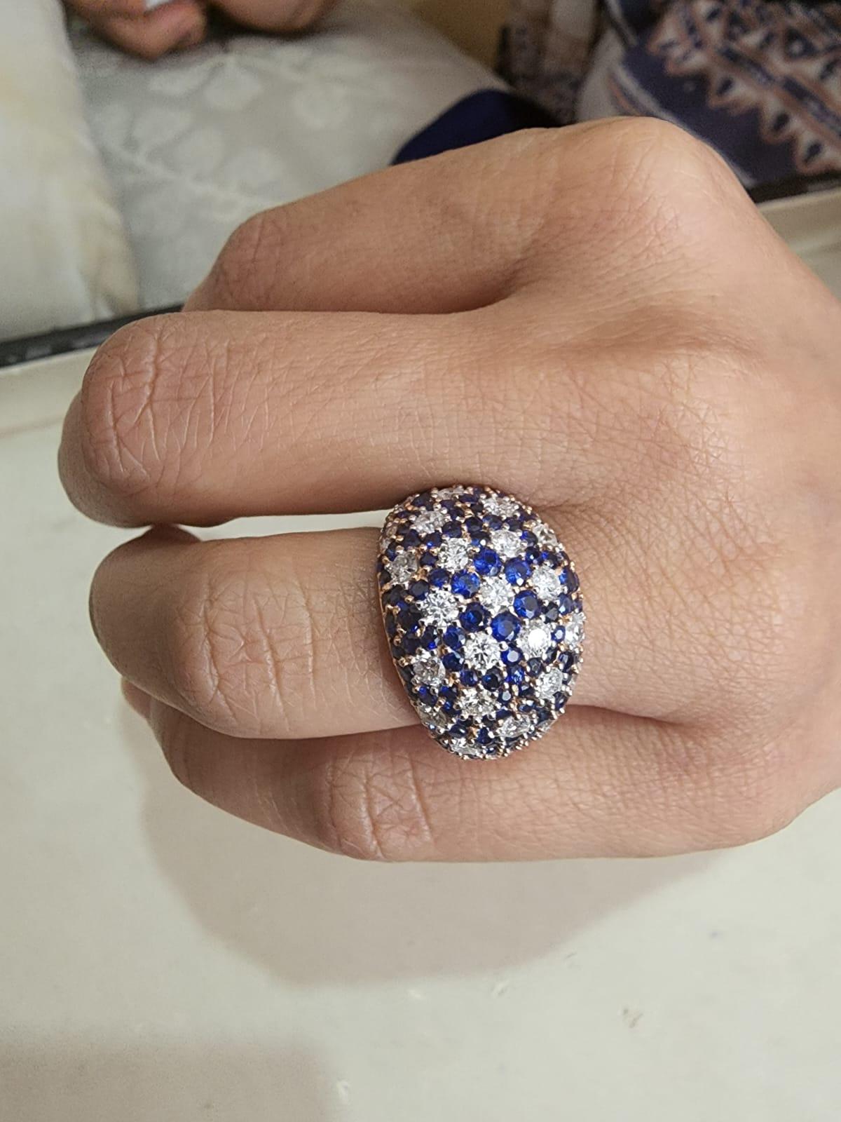 Women's Natural Diamond 1.80cts & Blue Sapphire 3.26cts in 18k Gold 9.49gms Ring For Sale