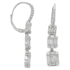 Pendants d'oreilles pendantes en or blanc 18 carats avec diamants naturels de 1,85 carat 