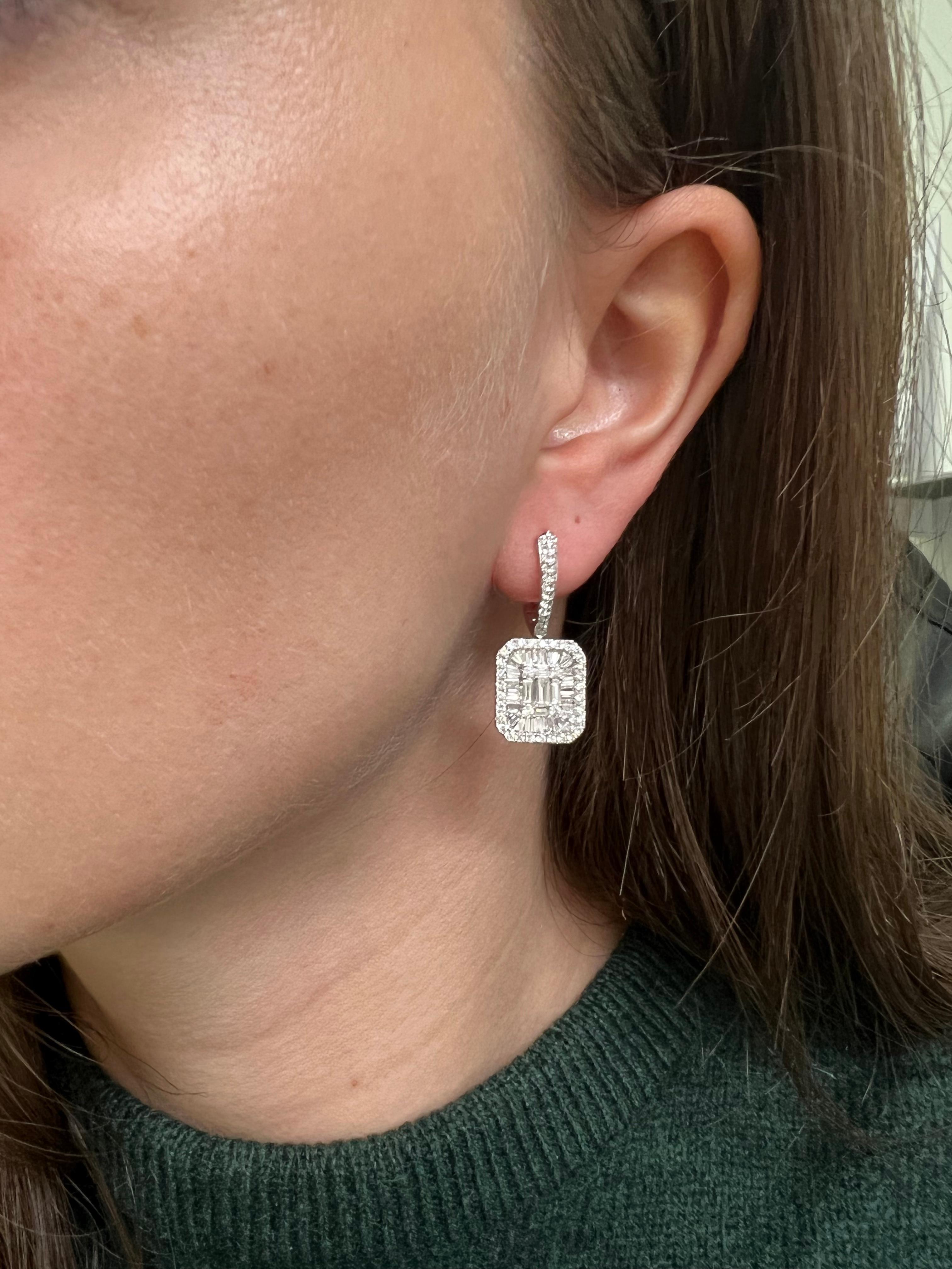 Pendientes de oro blanco de 18 quilates con diamante natural de 2,00 quilates, en forma de estrella en venta 2