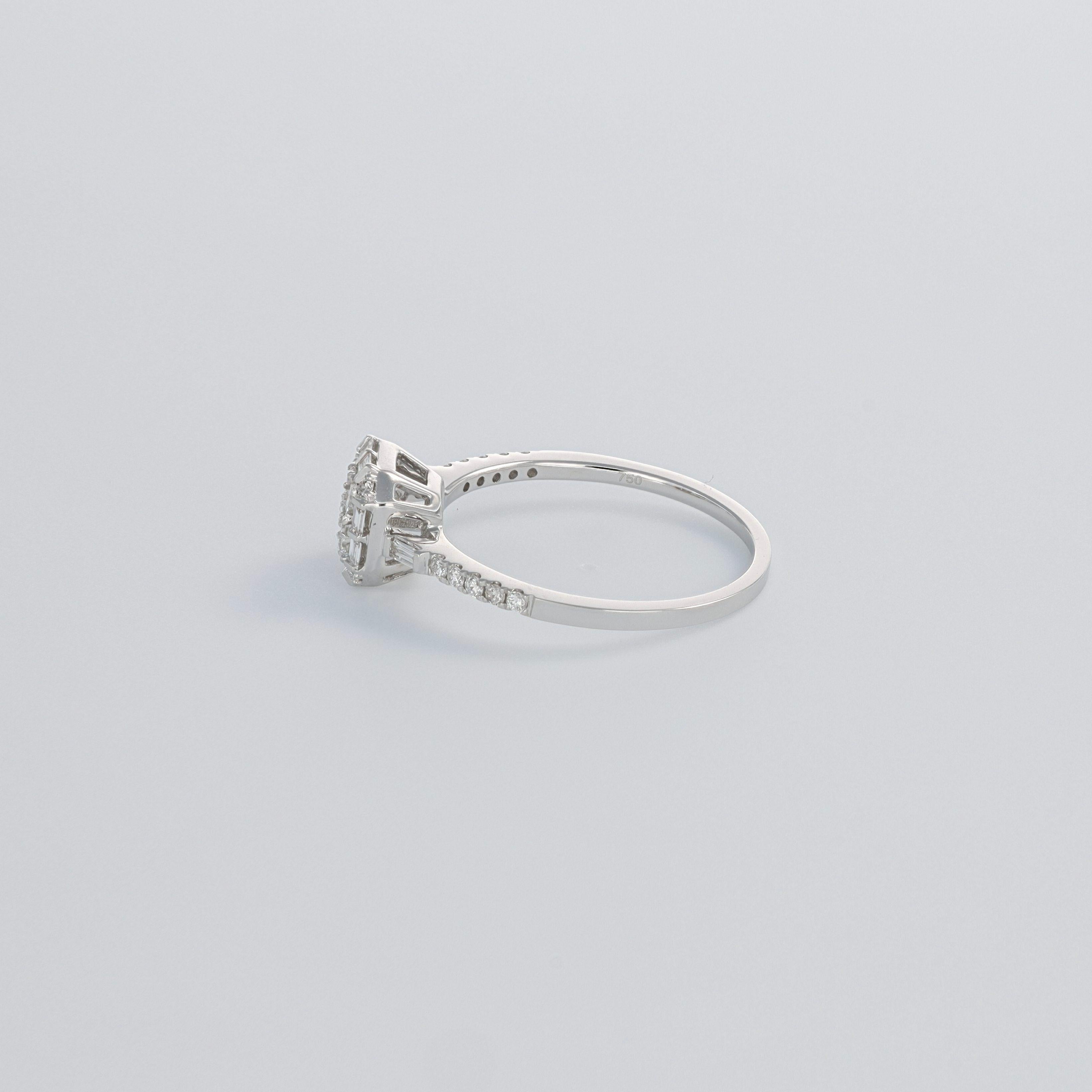 Modern Natural Diamond 0.45 carats 18KT White Gold Art Deco Cocktail Ring For Sale