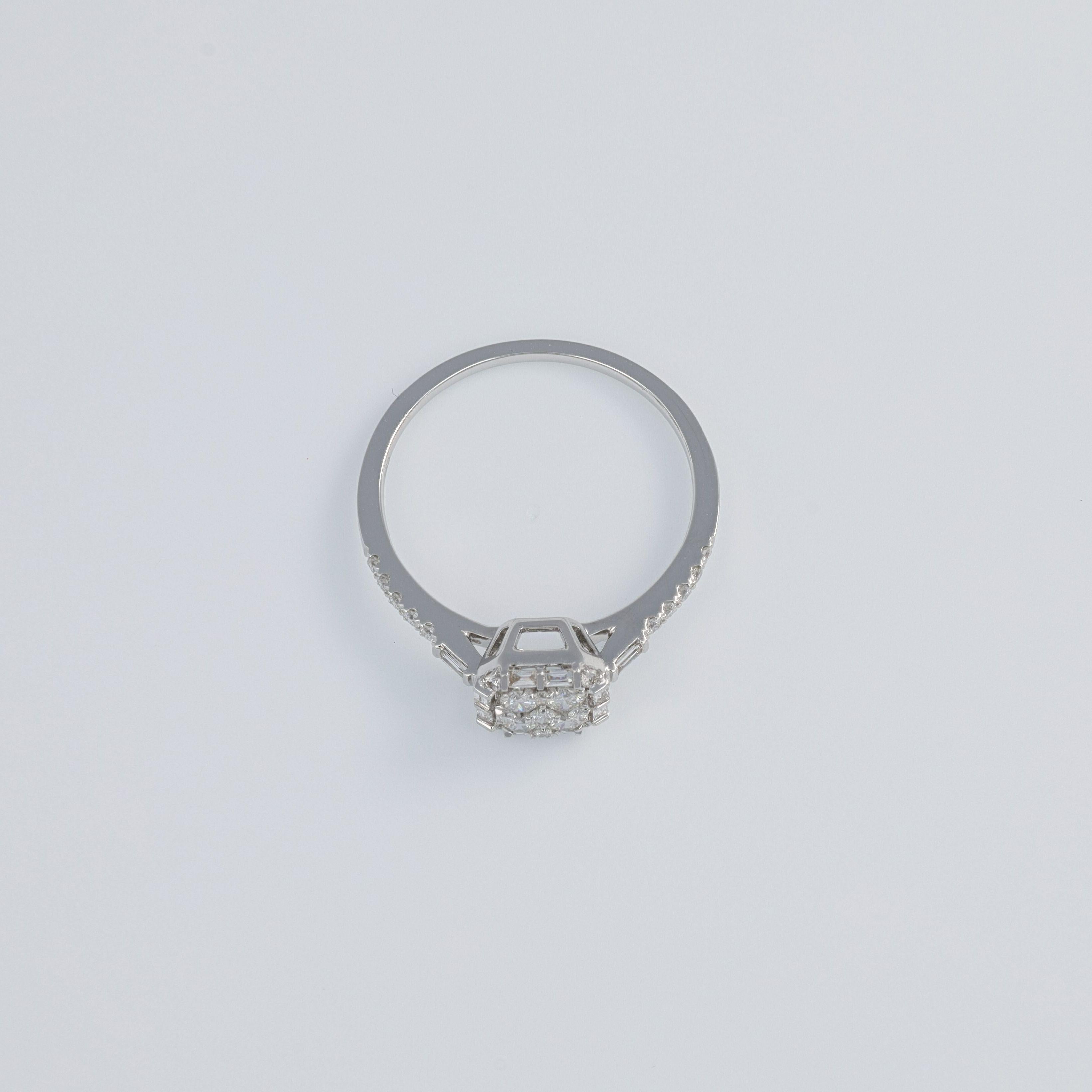 Baguette Cut Natural Diamond 0.45 carats 18KT White Gold Art Deco Cocktail Ring For Sale