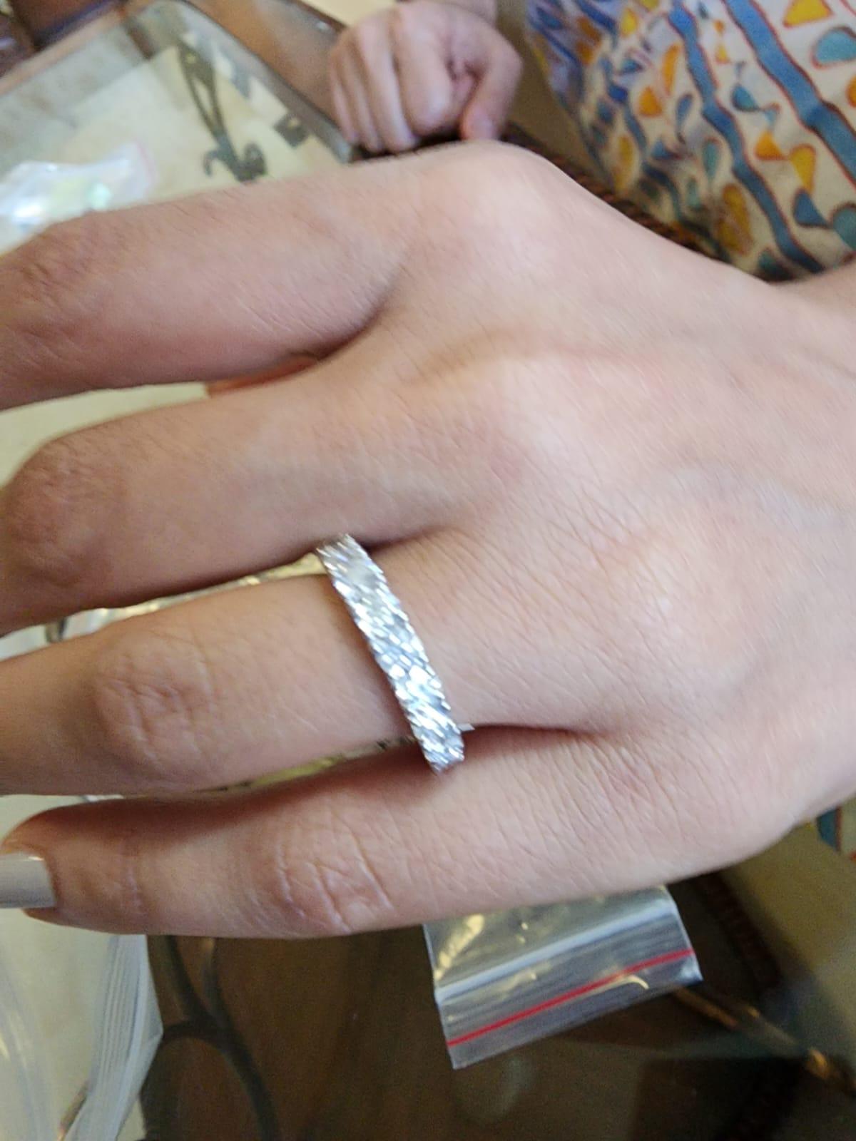 Natürlicher natürlicher Diamant 2,33cts in 18k Gold 2,31gms Ring Damen