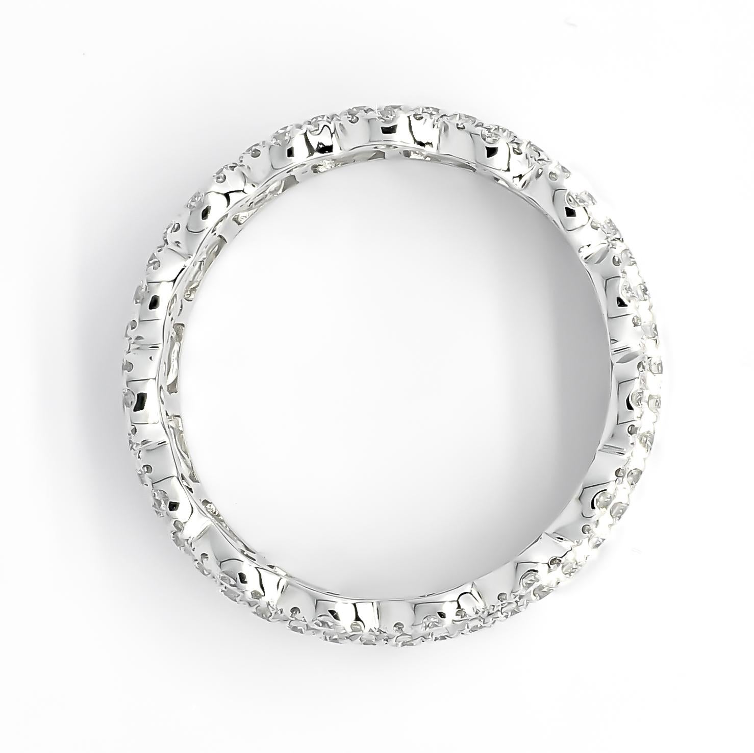 Natural Diamond 2.37 Carats 18KT White Gold Multi Row Eternity Statement Band For Sale 3
