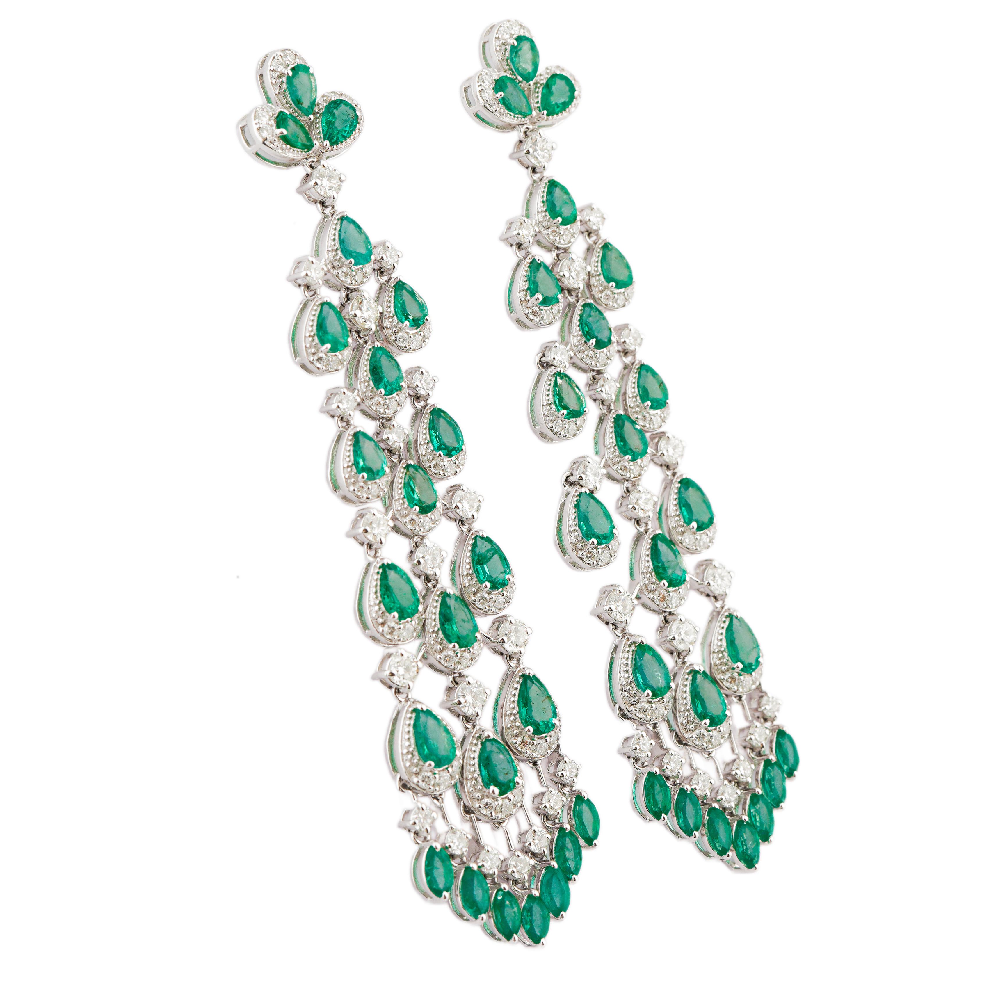 GW=15.92gm
NW=14.29gm
diamond=2.49cts
emerald=5.67cts


THIS IS A BRAND NEW PIECE

FOLLOW MonalisaJewelry Inc. storefront to view the latest collection.
Free Shipping with in United States
We encourage you to take a look at all the pictures provided