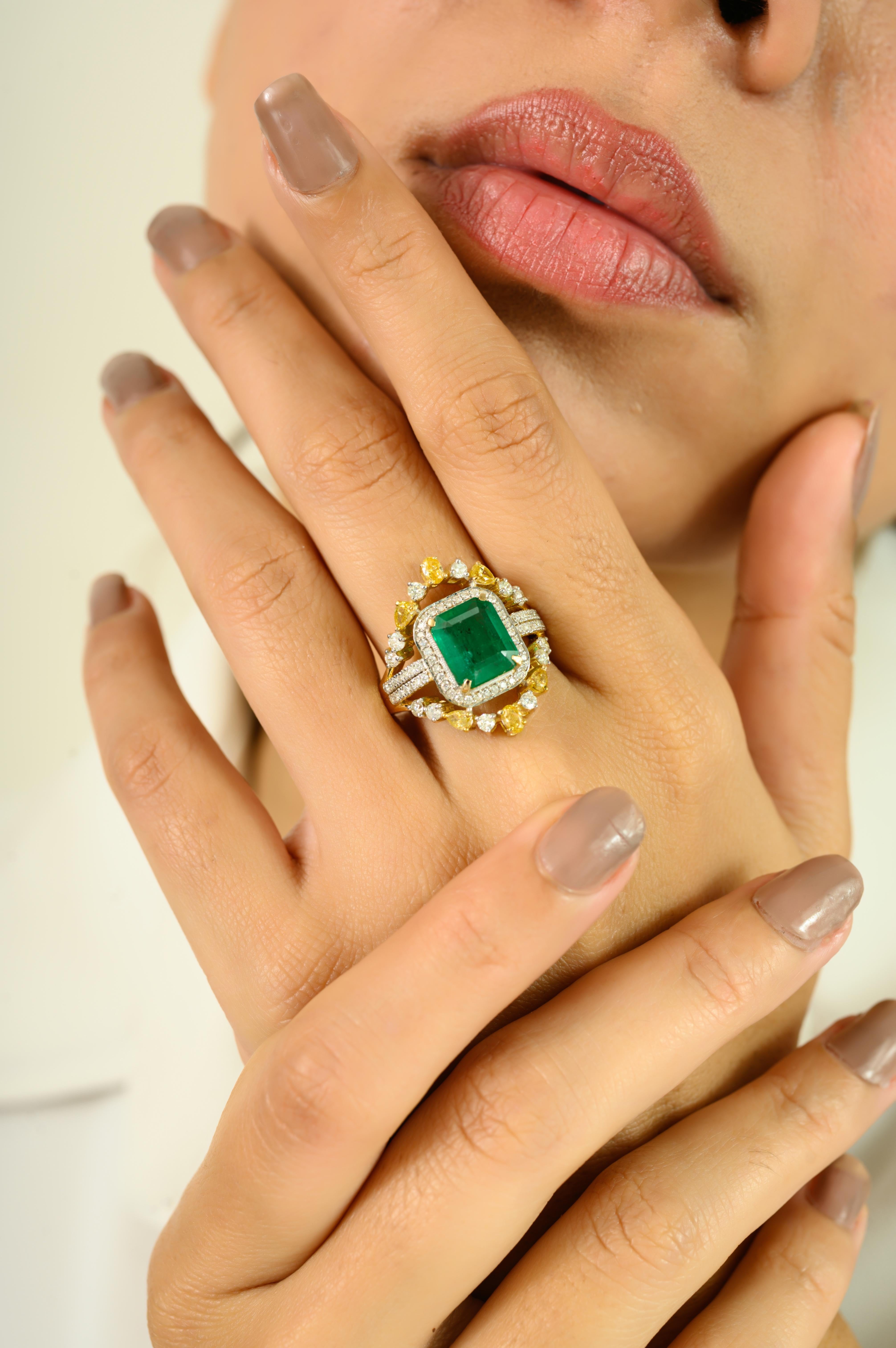 En venta: Anillo de cóctel de diamantes naturales y esmeralda de 2,53 qt en oro amarillo macizo de 14 quilates  6