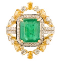 Bague cocktail en or jaune massif 14 carats sertie de diamants naturels et d'émeraudes 2,53 carats