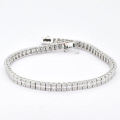 Natural Diamond 2.70 Carats 18KT White Gold Baguette Link Bracelet