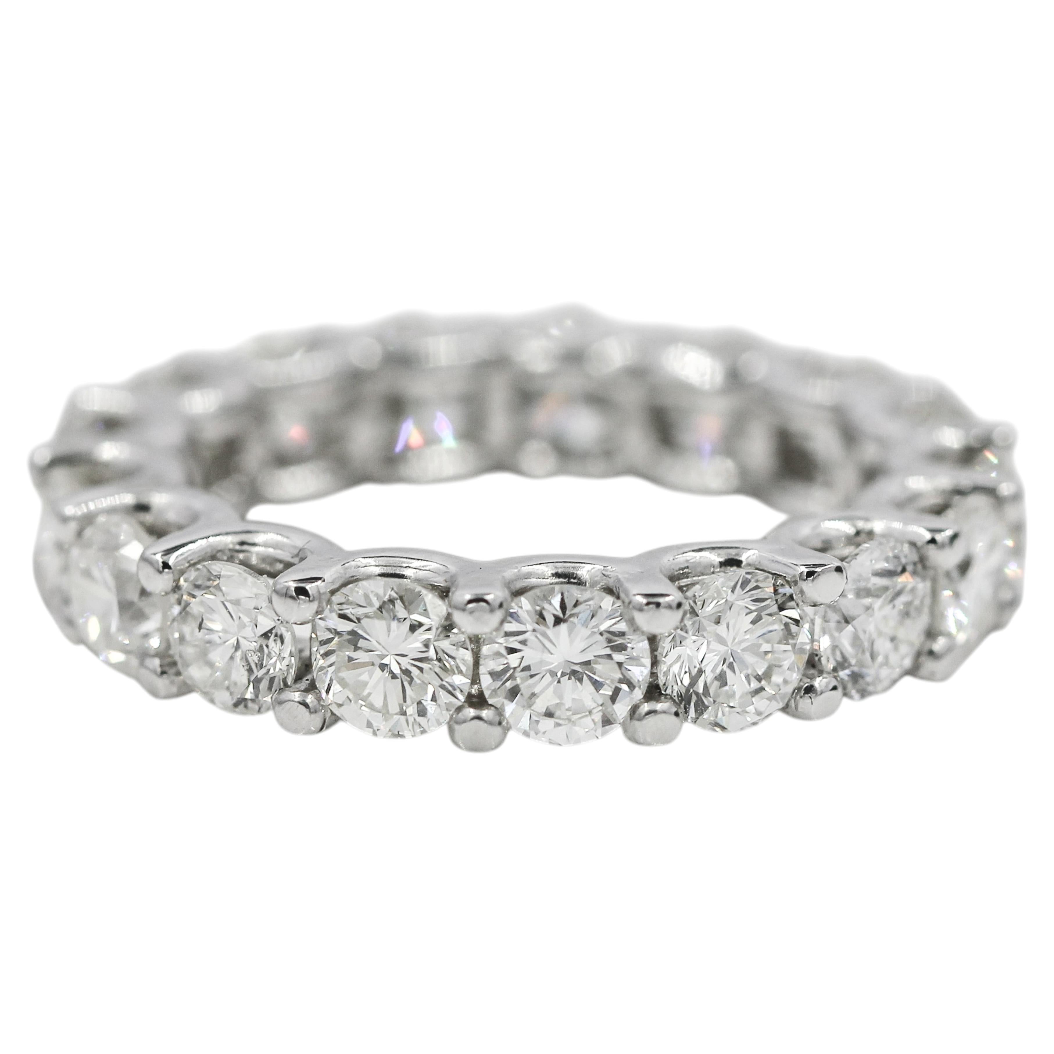 Natural Diamond 3.25 Carat Round Cut 14 Karat White Gold Eternity Band Ring