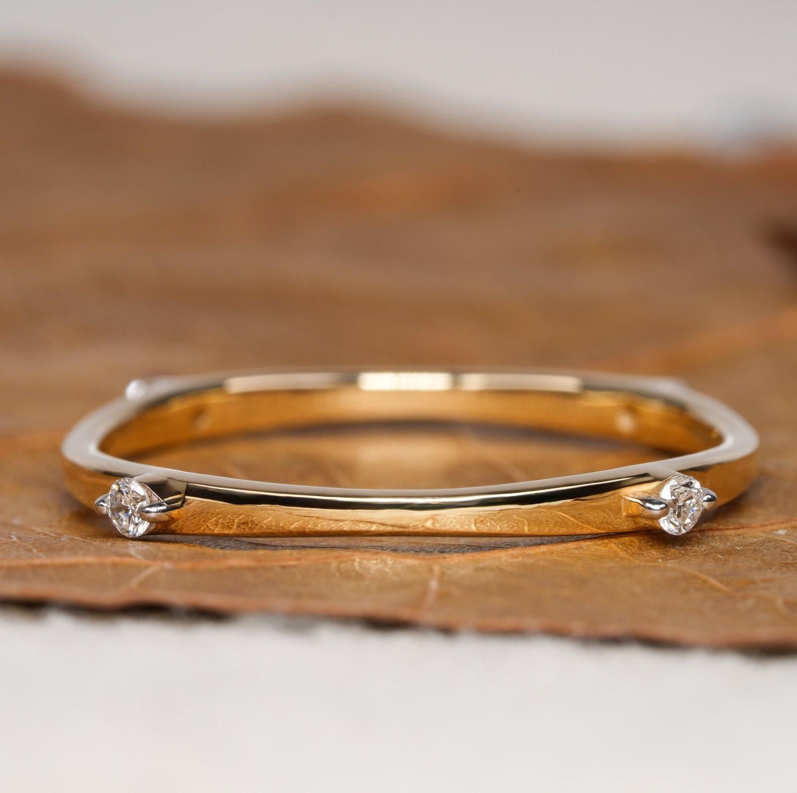 Natural Diamond 4 Stone Round Cut Minimalist Ring 14k Gold Ring Anniversary Gift In New Condition For Sale In Chicago, IL