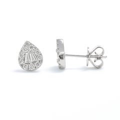 Natural Diamond .56 carats 18 Karat White Pear shape Gold Stud Earrings